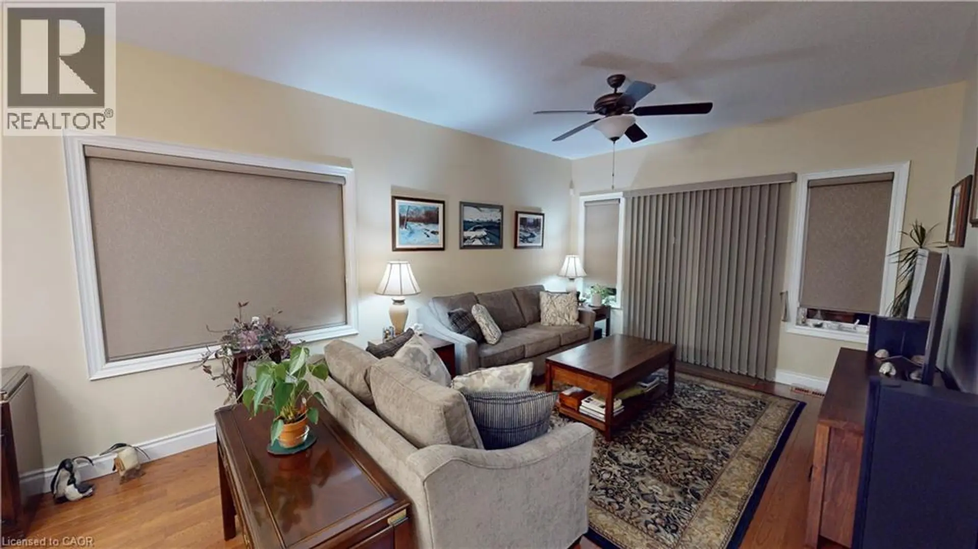 39 SHOWCASE Drive - Image 11