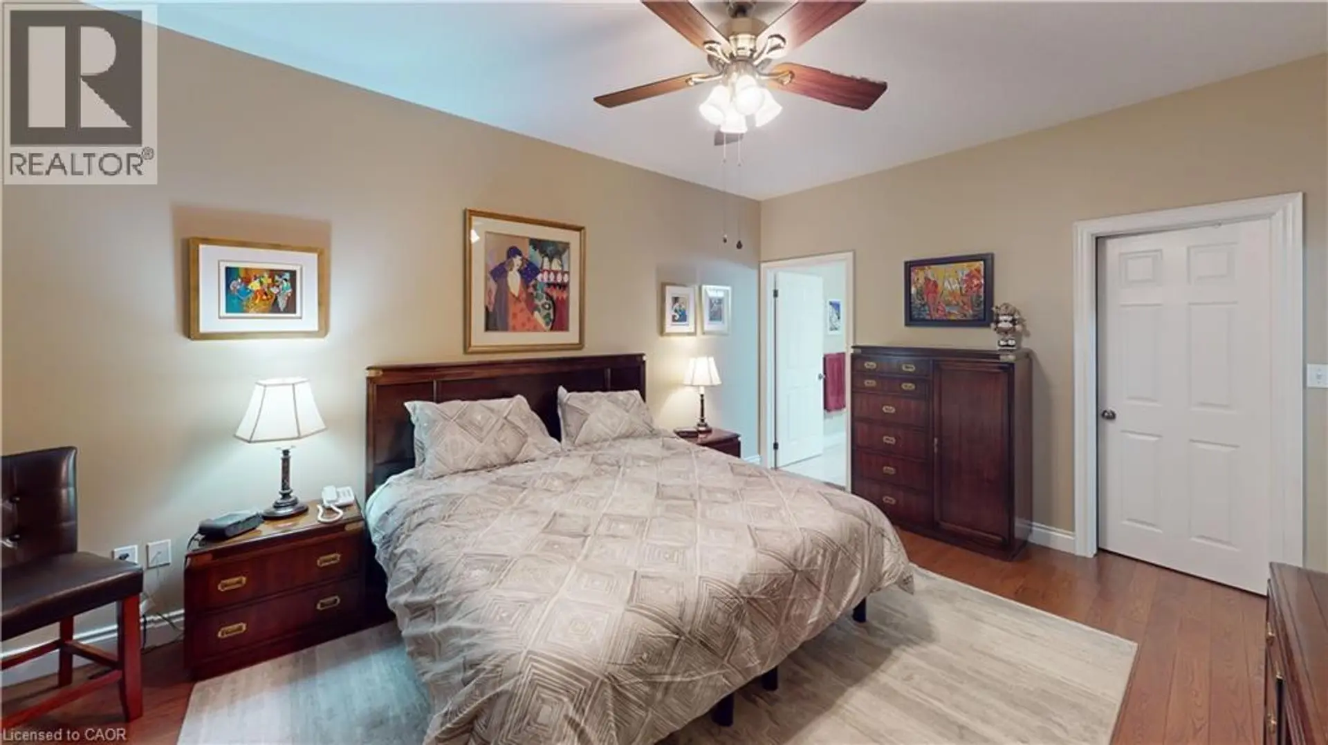 39 SHOWCASE Drive - Image 13
