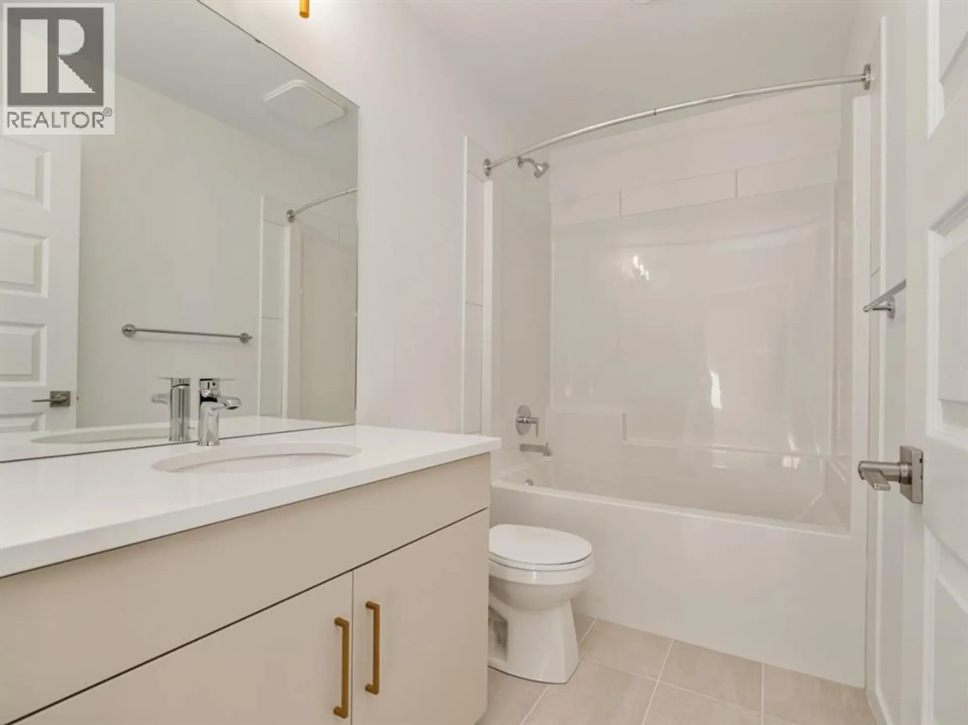 90 Miners Road W - Image 17