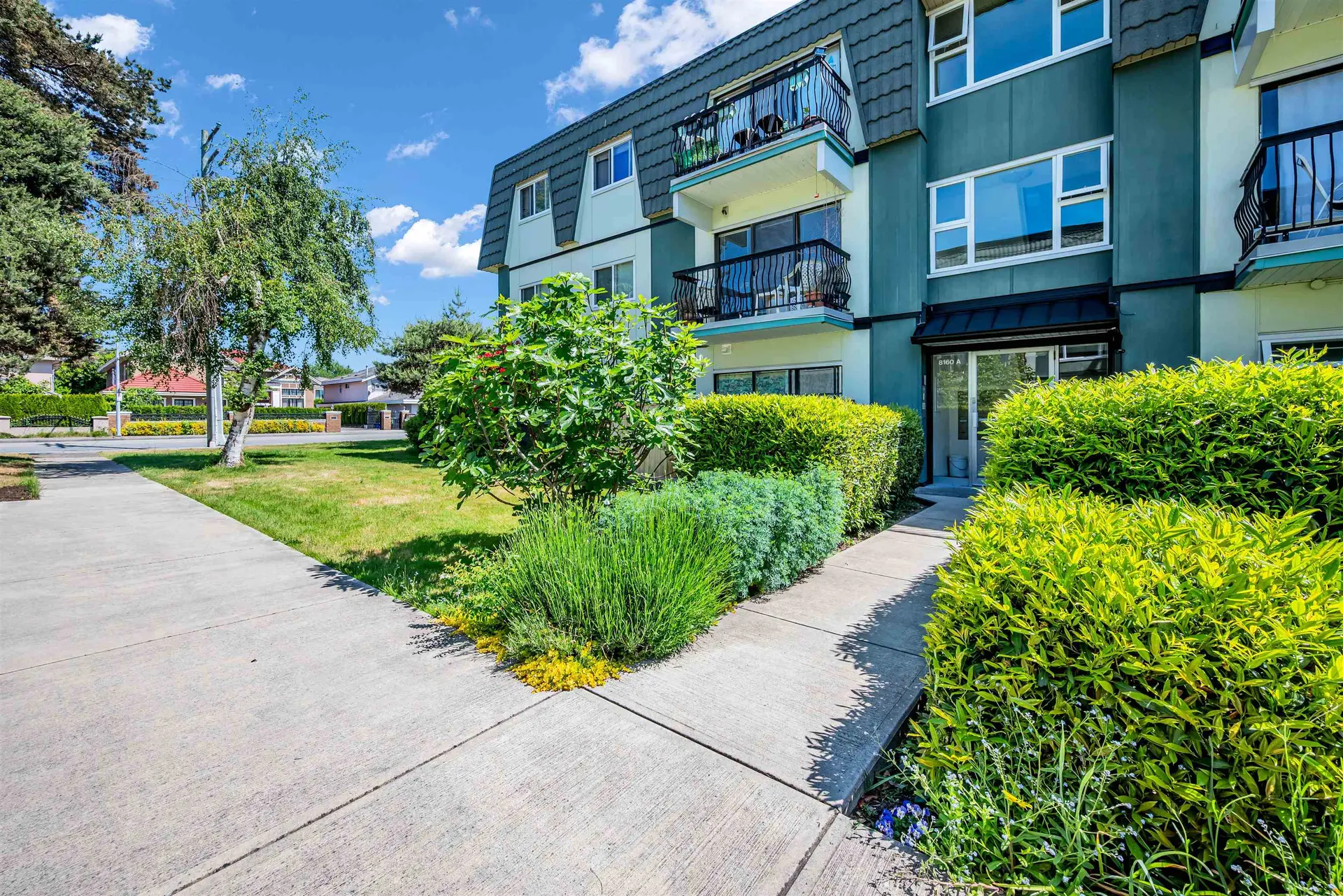 #178 8160 Williams Road - Image 19
