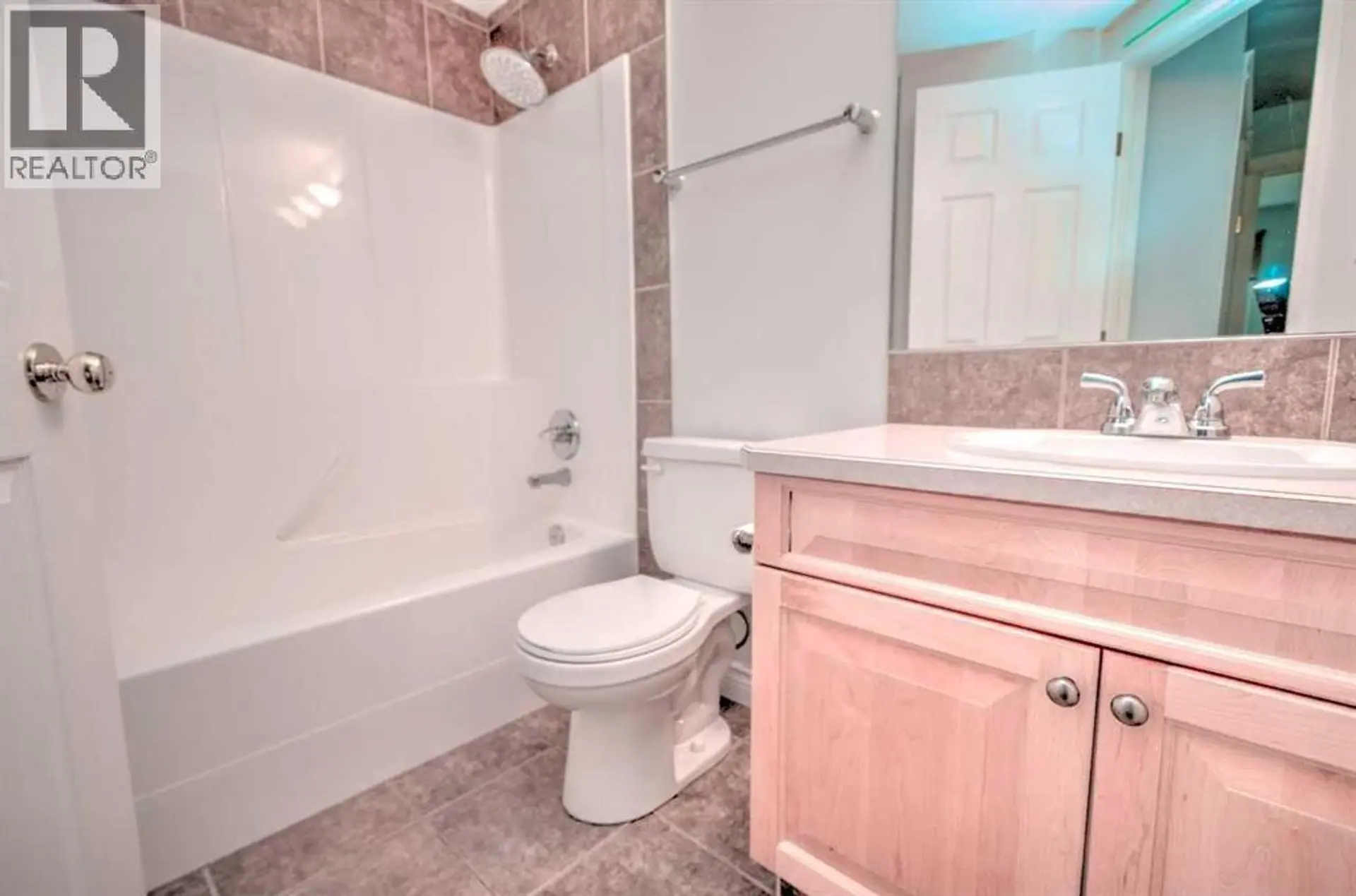 #1207 7451 Springbank Boulevard SW - Image 10