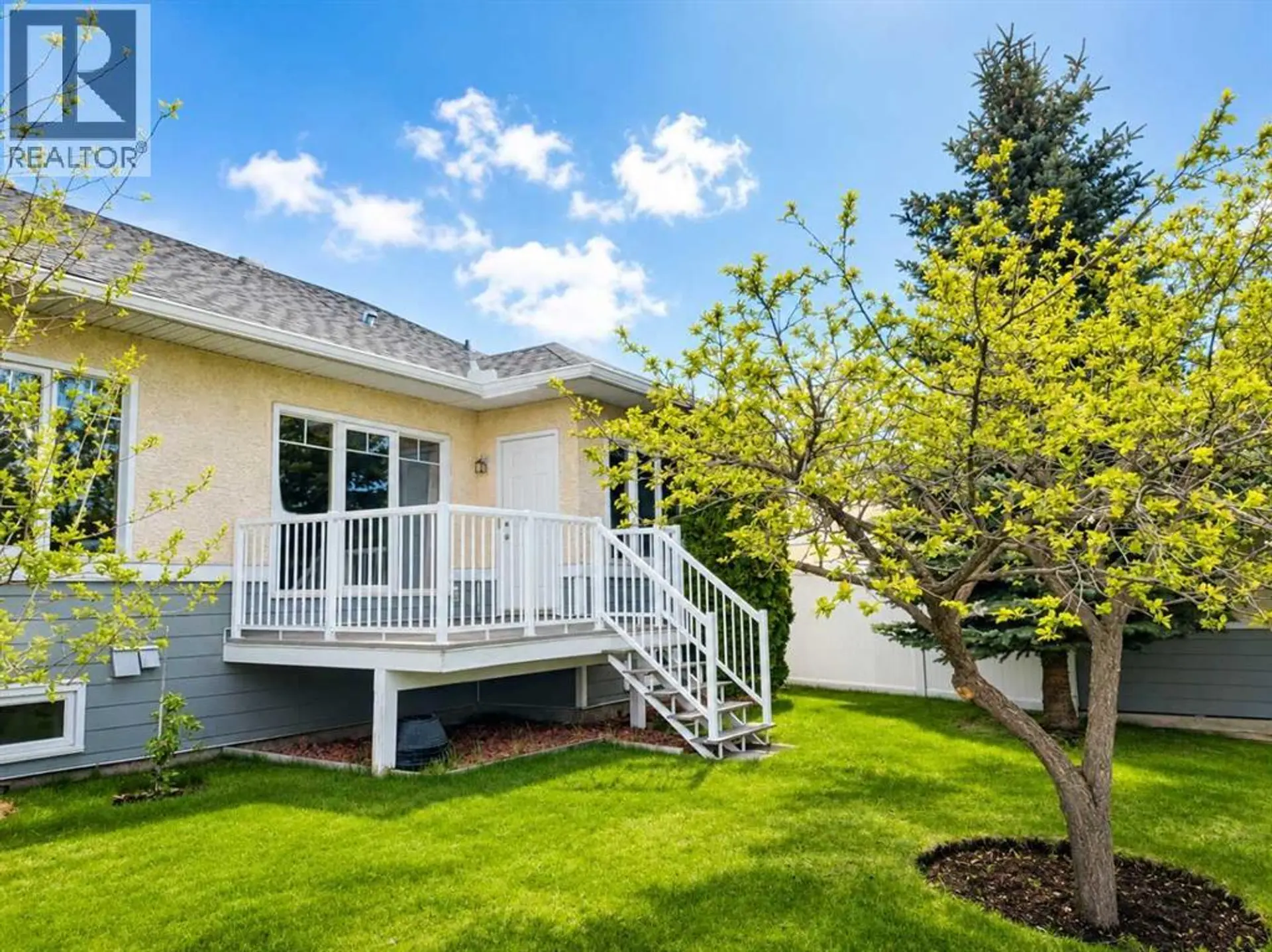 #6 72 Millside Drive SW - Image 4