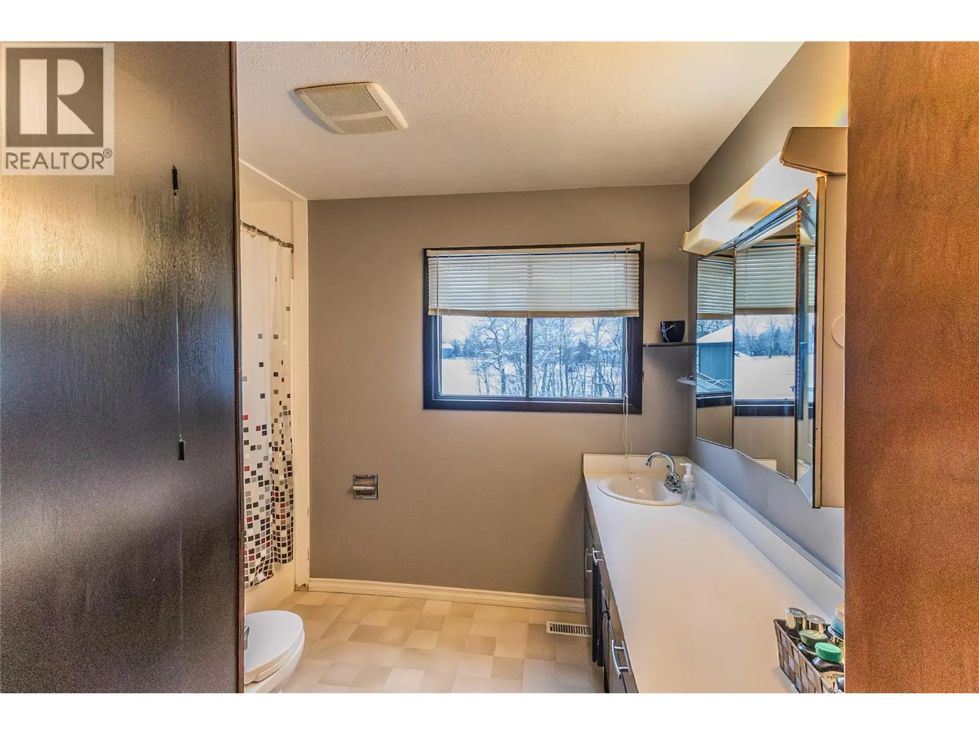 9400 Ravine Drive - Image 10