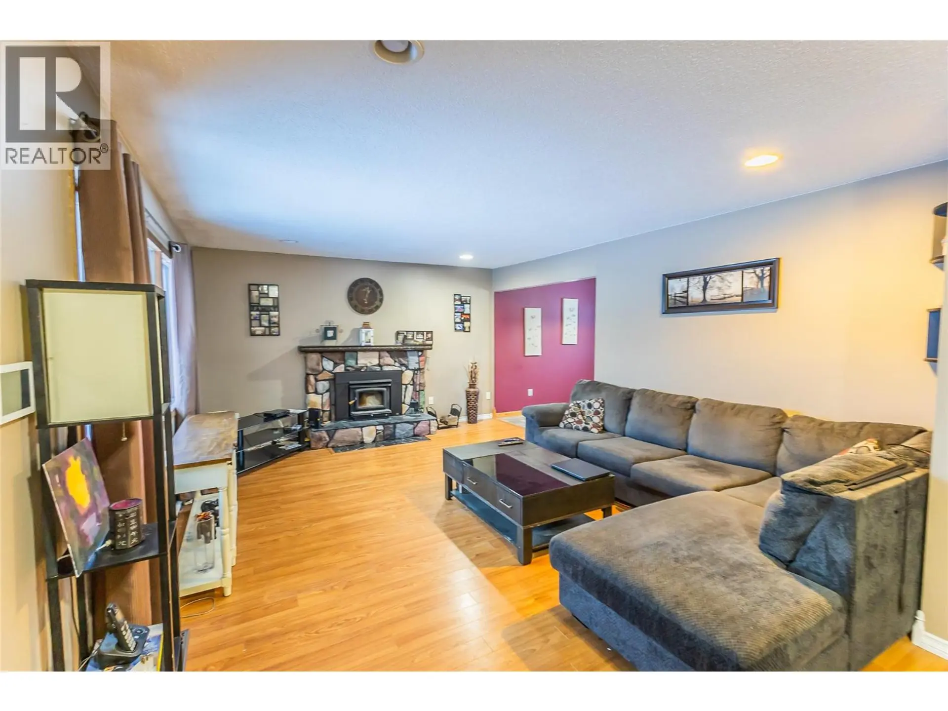 9400 Ravine Drive - Image 4