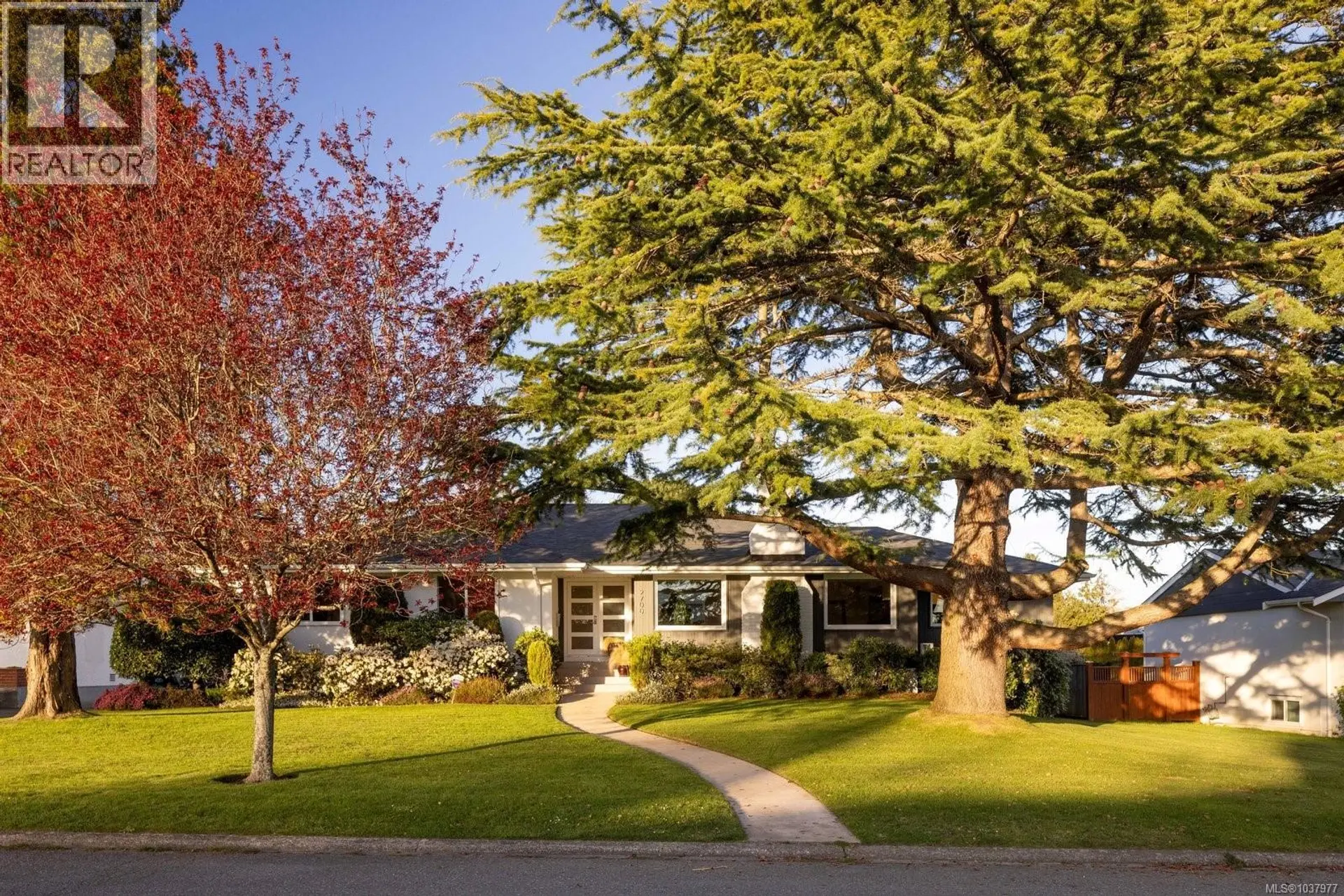 Property at 2700 Dorset Rd, Oak Bay, BC