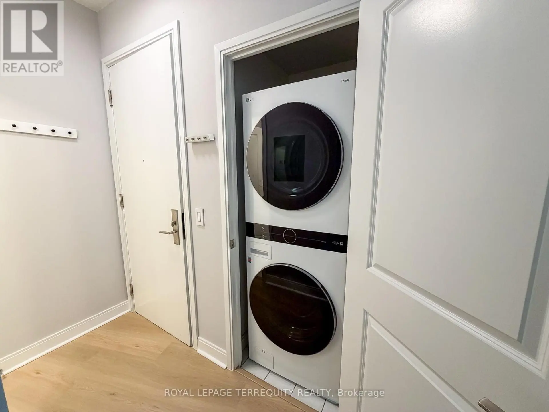 #311 1 SCOTT STREET - Image 6