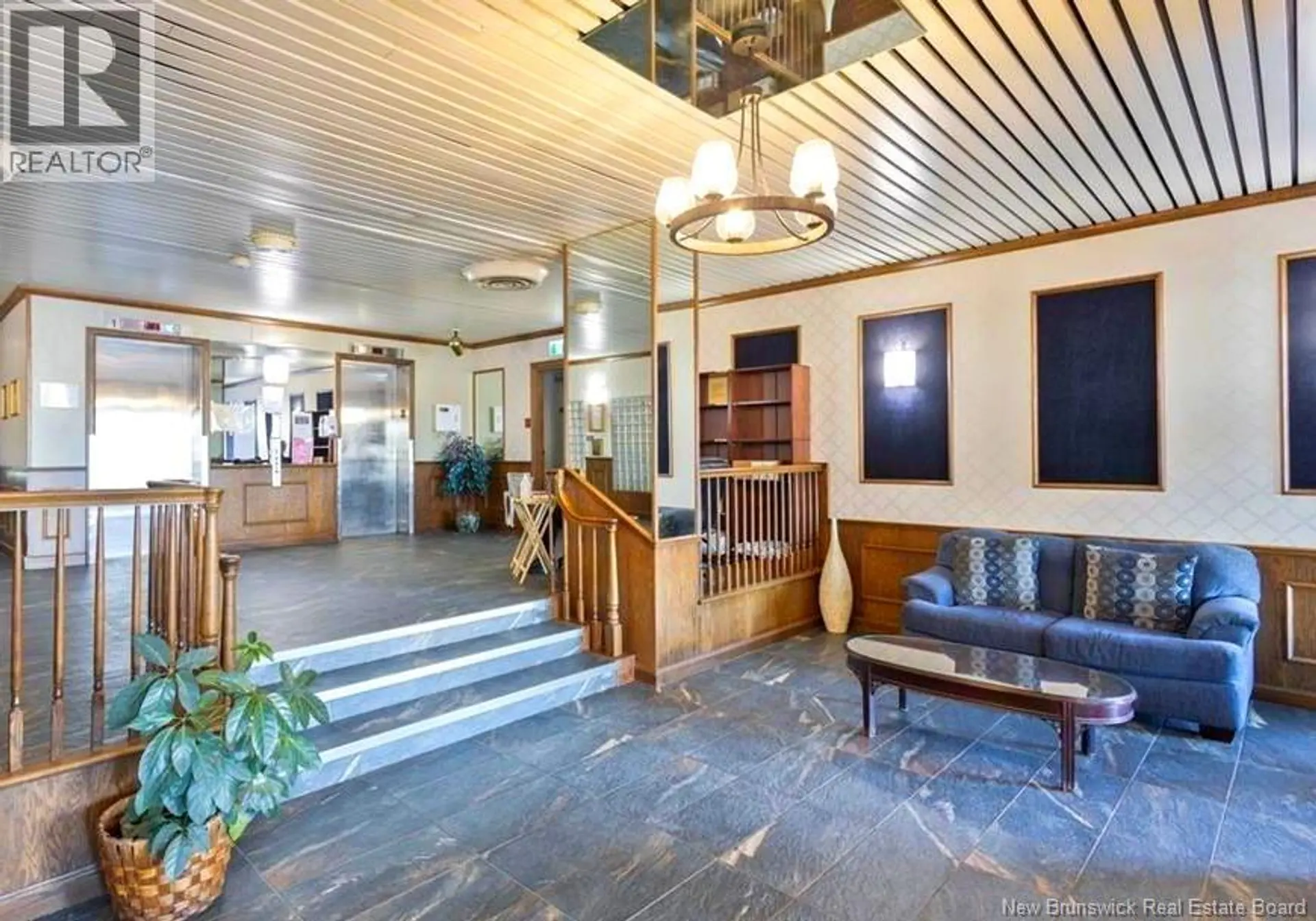 #304 310 Woodward Avenue - Image 3