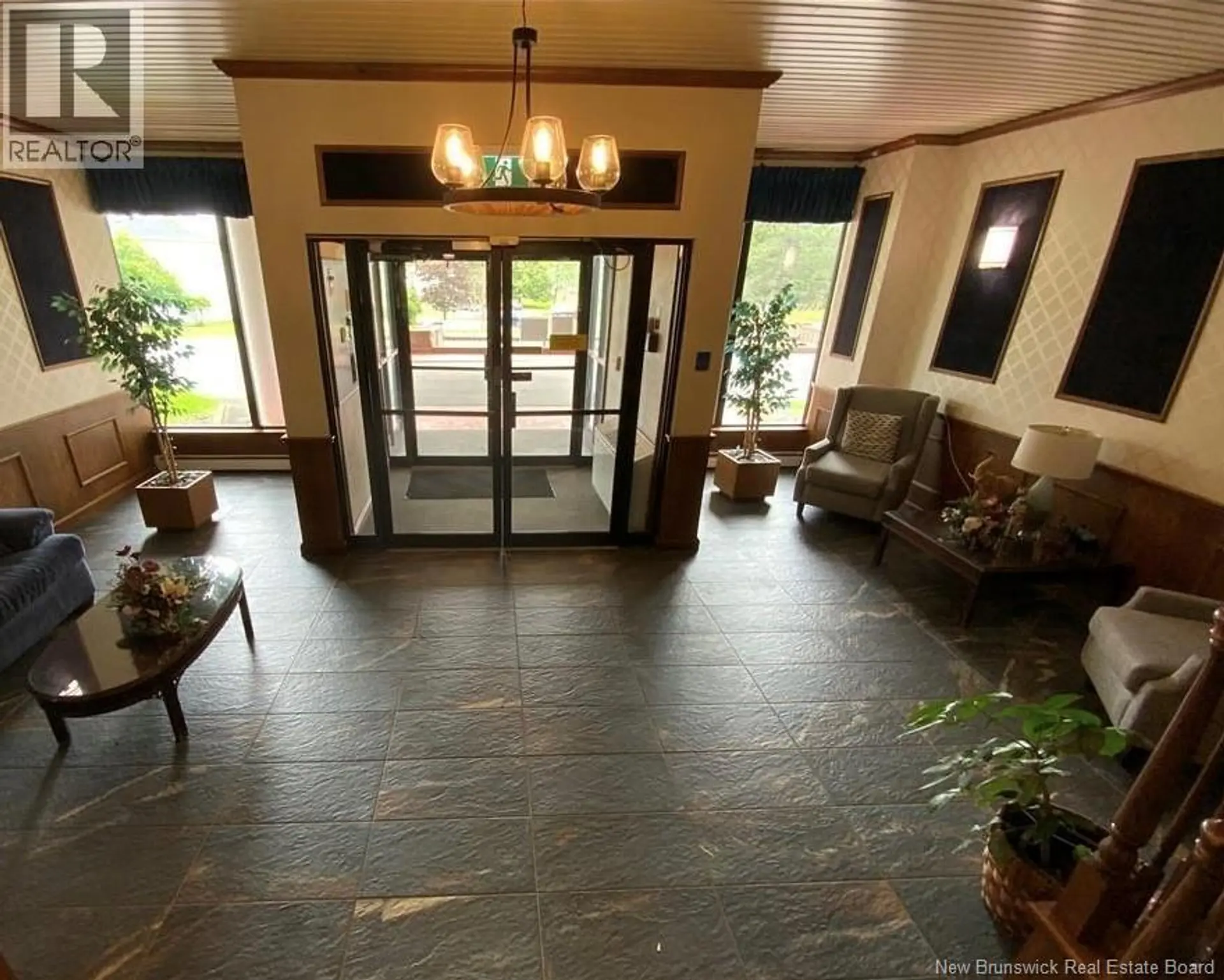 #304 310 Woodward Avenue - Image 4