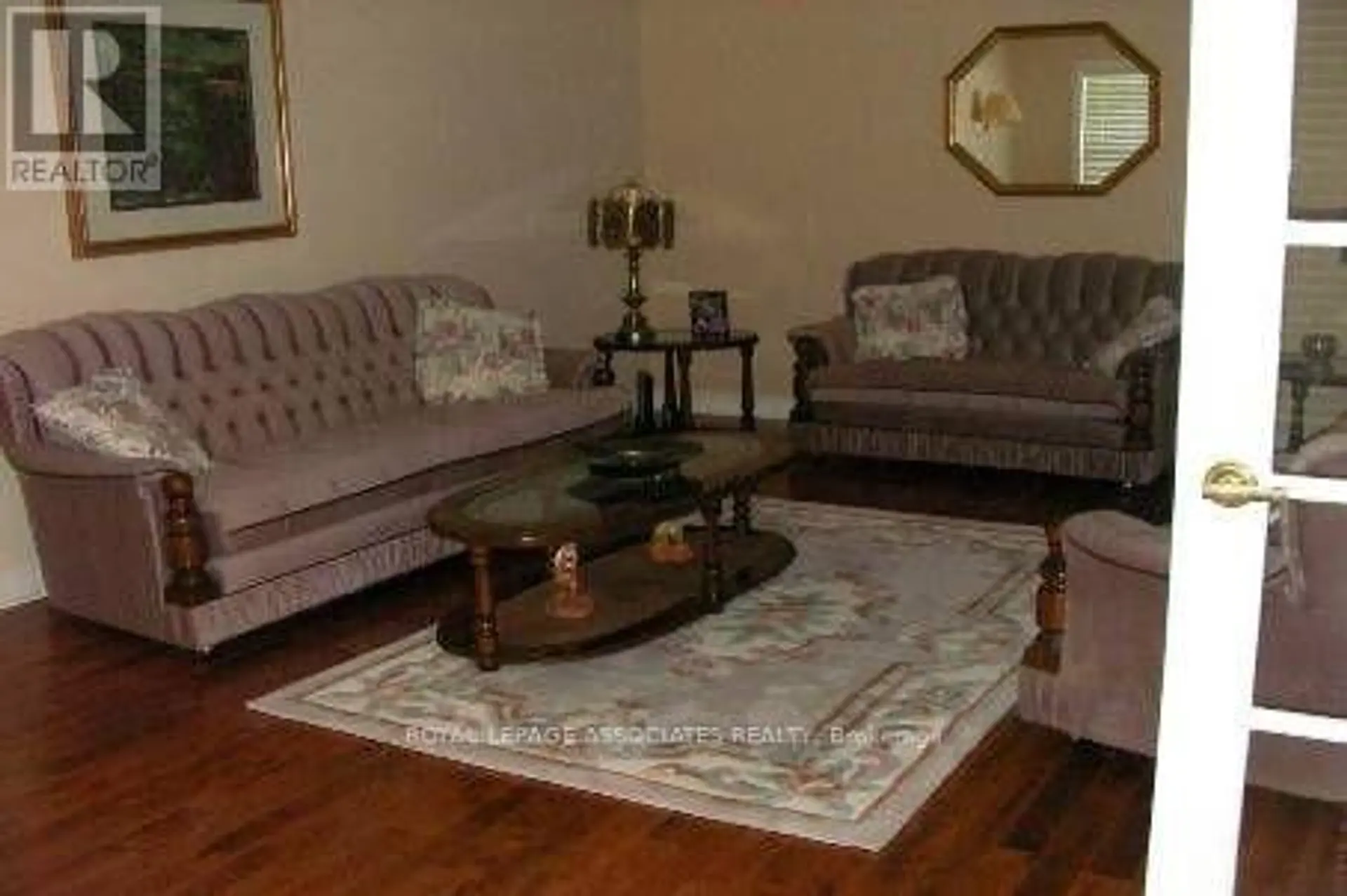 30 MADRID CRESCENT - Image 2
