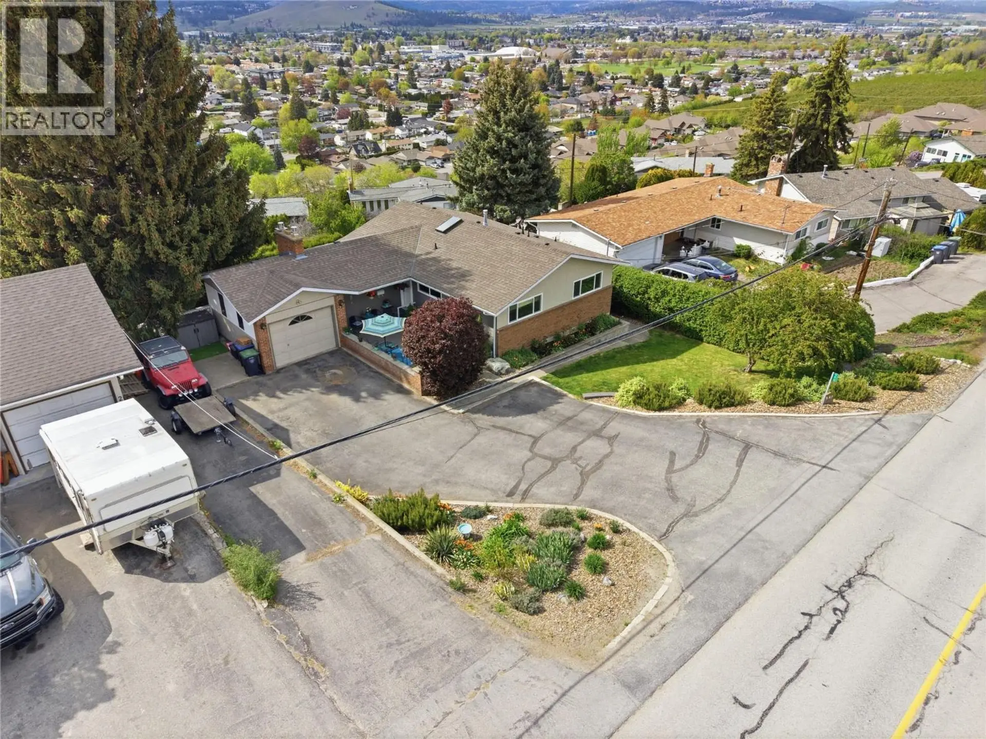 Property at 869 McKenzie Road, Kelowna, BC