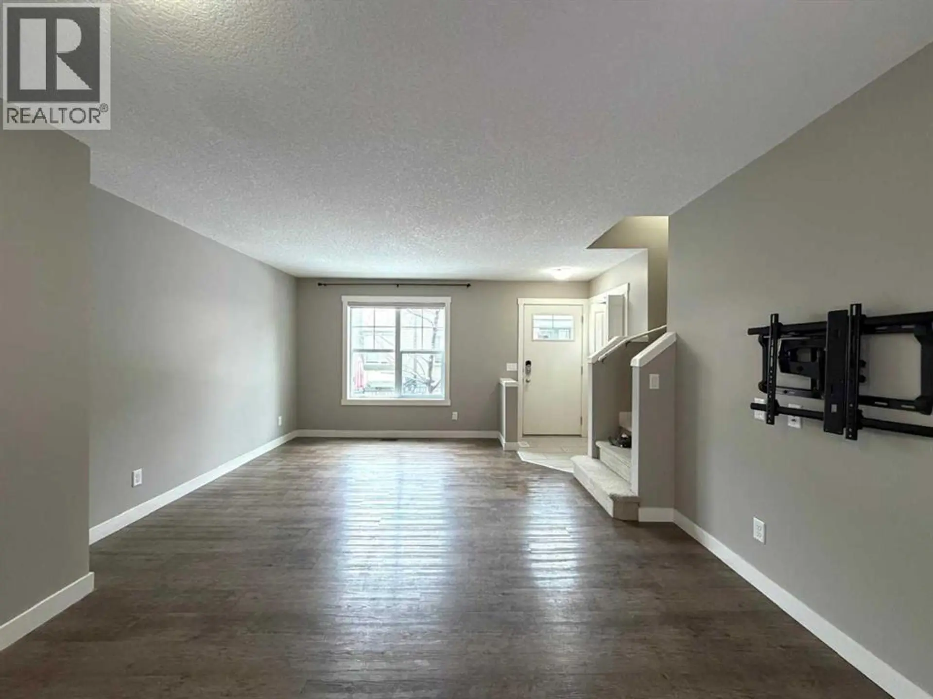 947 Mckenzie Towne Manor SE - Image 4