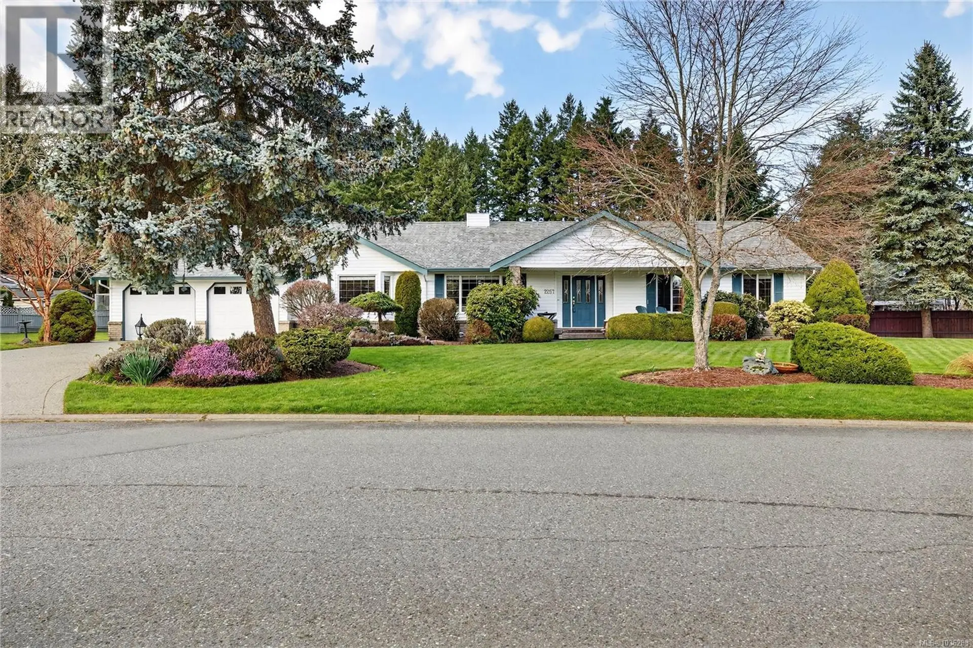Property at 2257 Tarn Pl, Duncan, BC