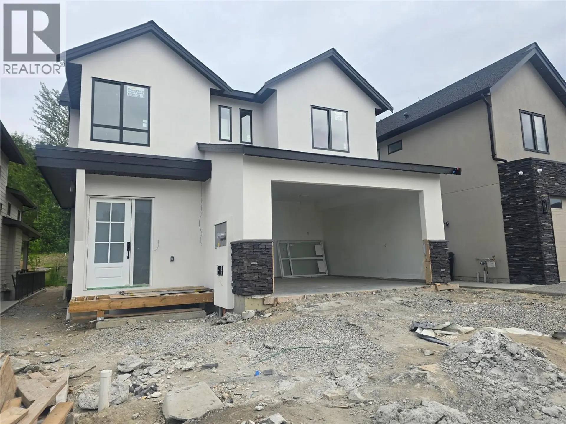 Property at 996 Bull Crescent, Kelowna, BC