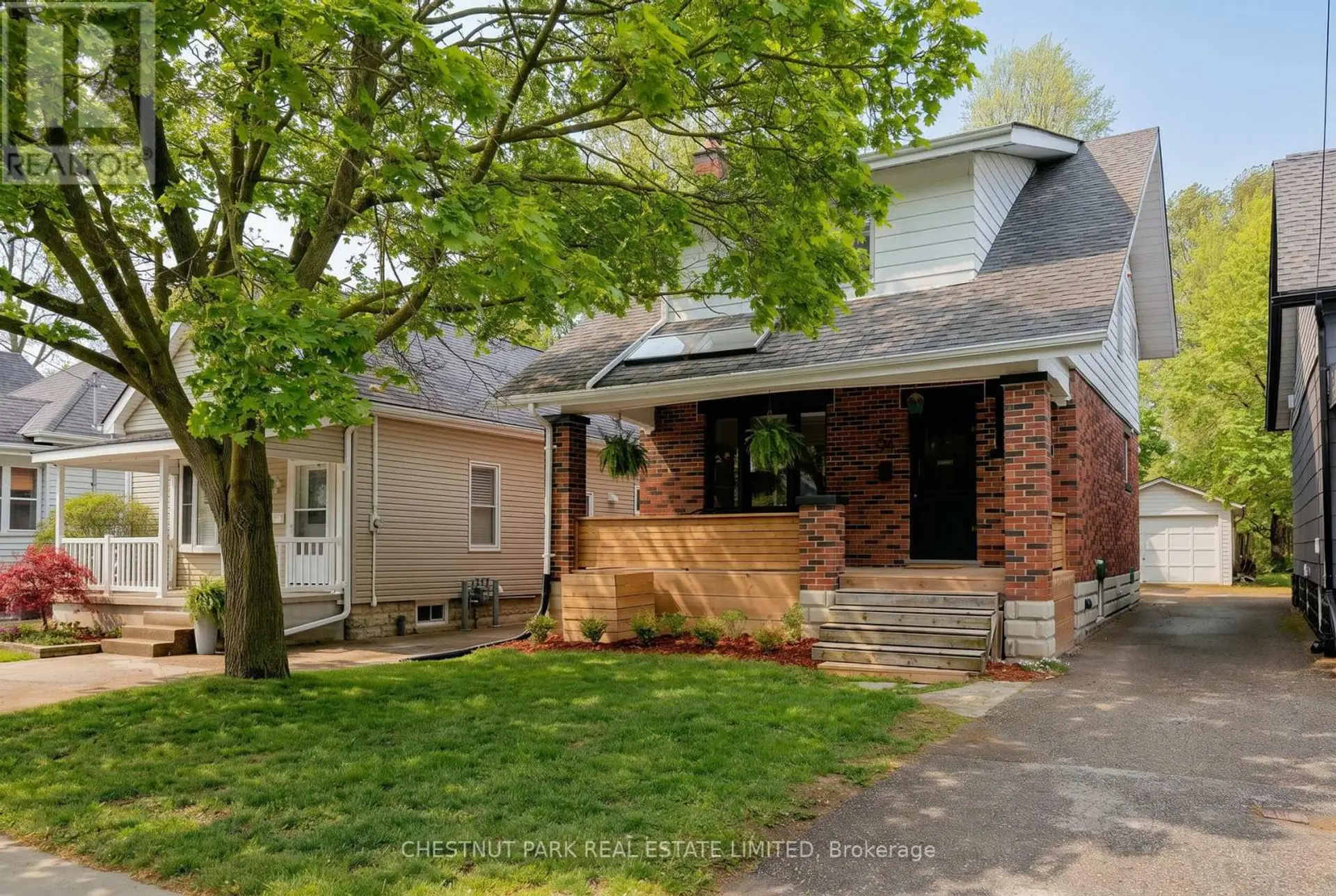 94 BRISCOE STREET E - Image 1