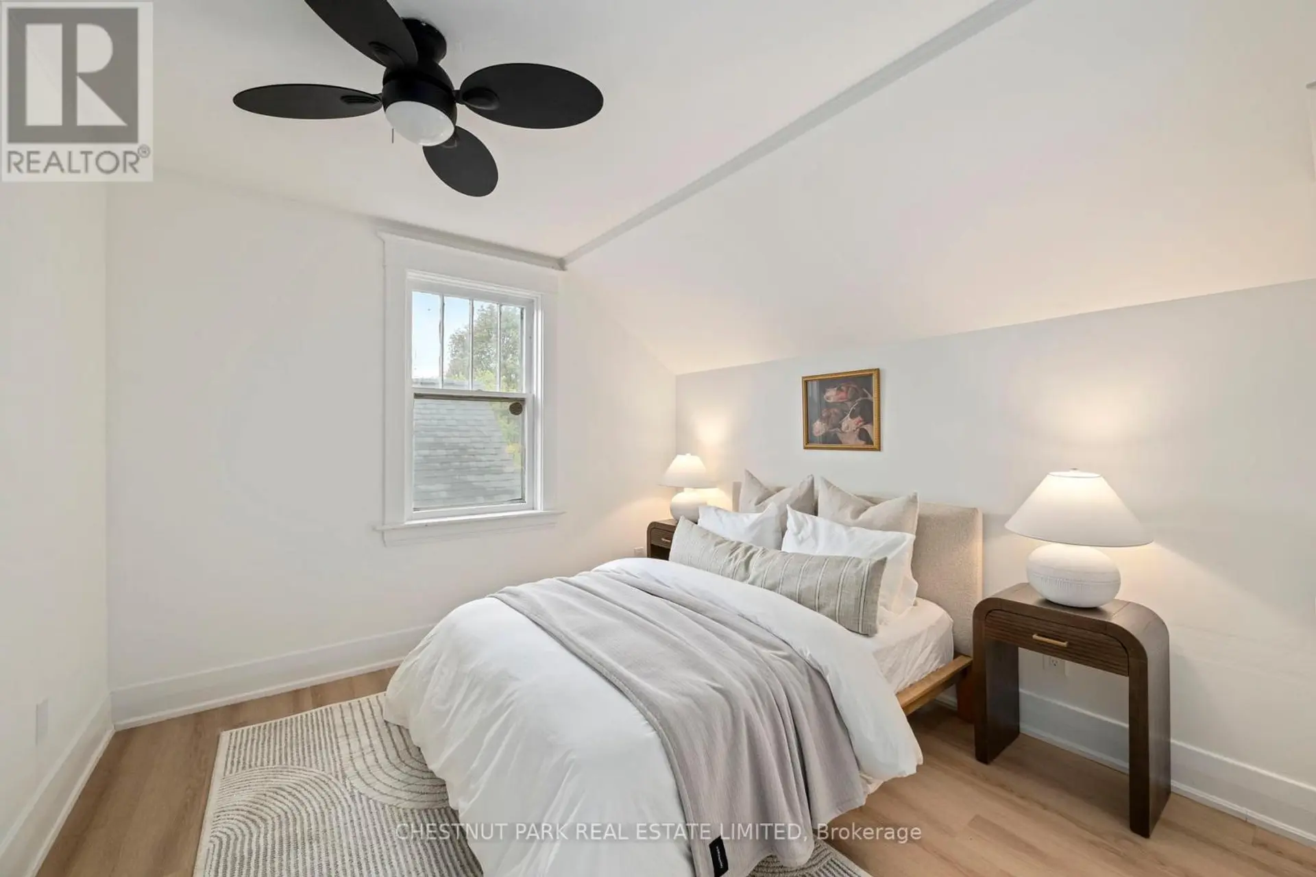94 BRISCOE STREET E - Image 11