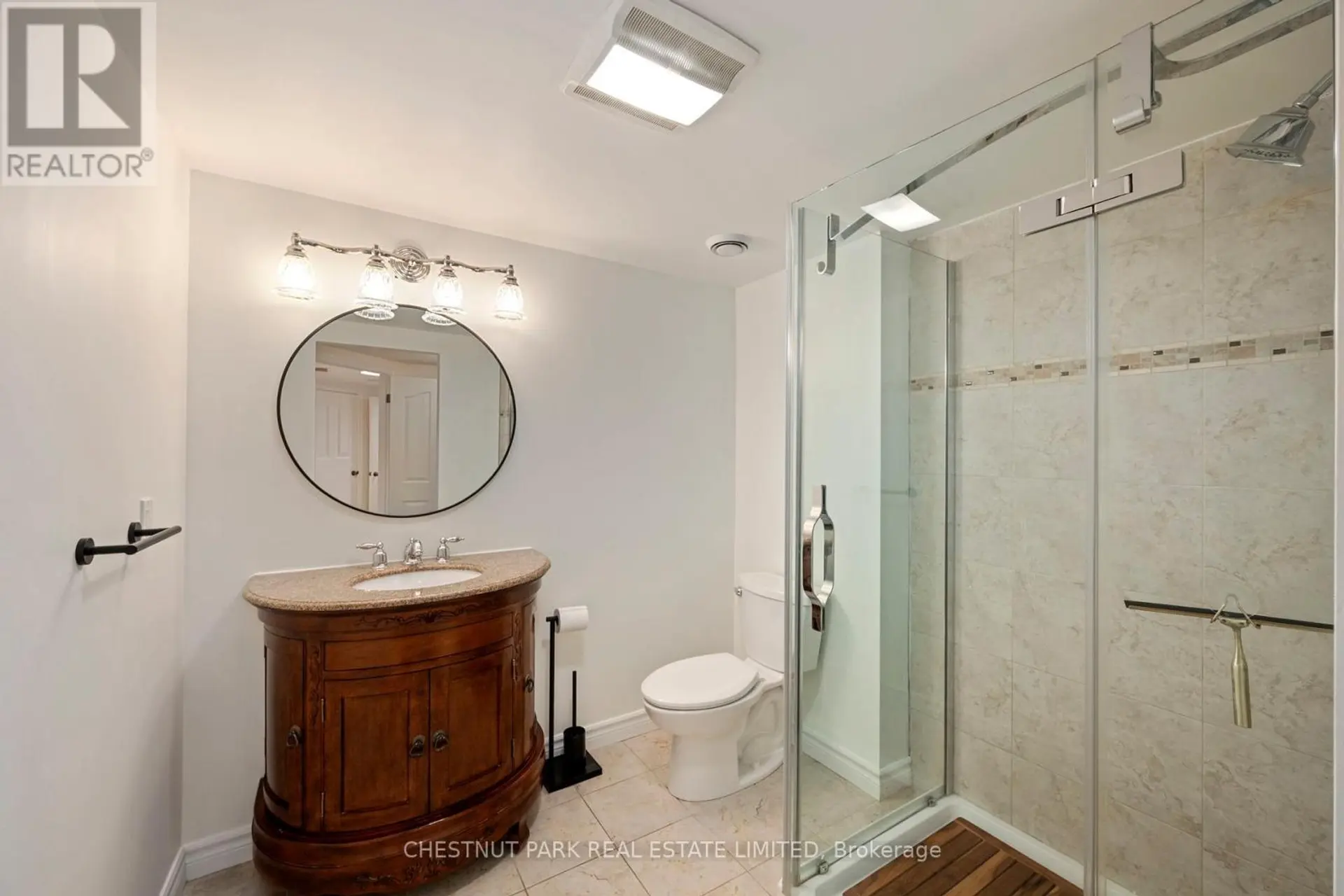 94 BRISCOE STREET E - Image 16