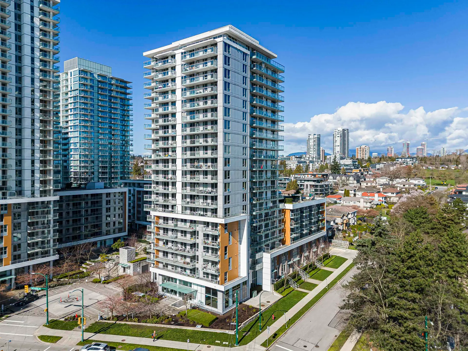 #2505 433 SW Marine Drive - Image 11