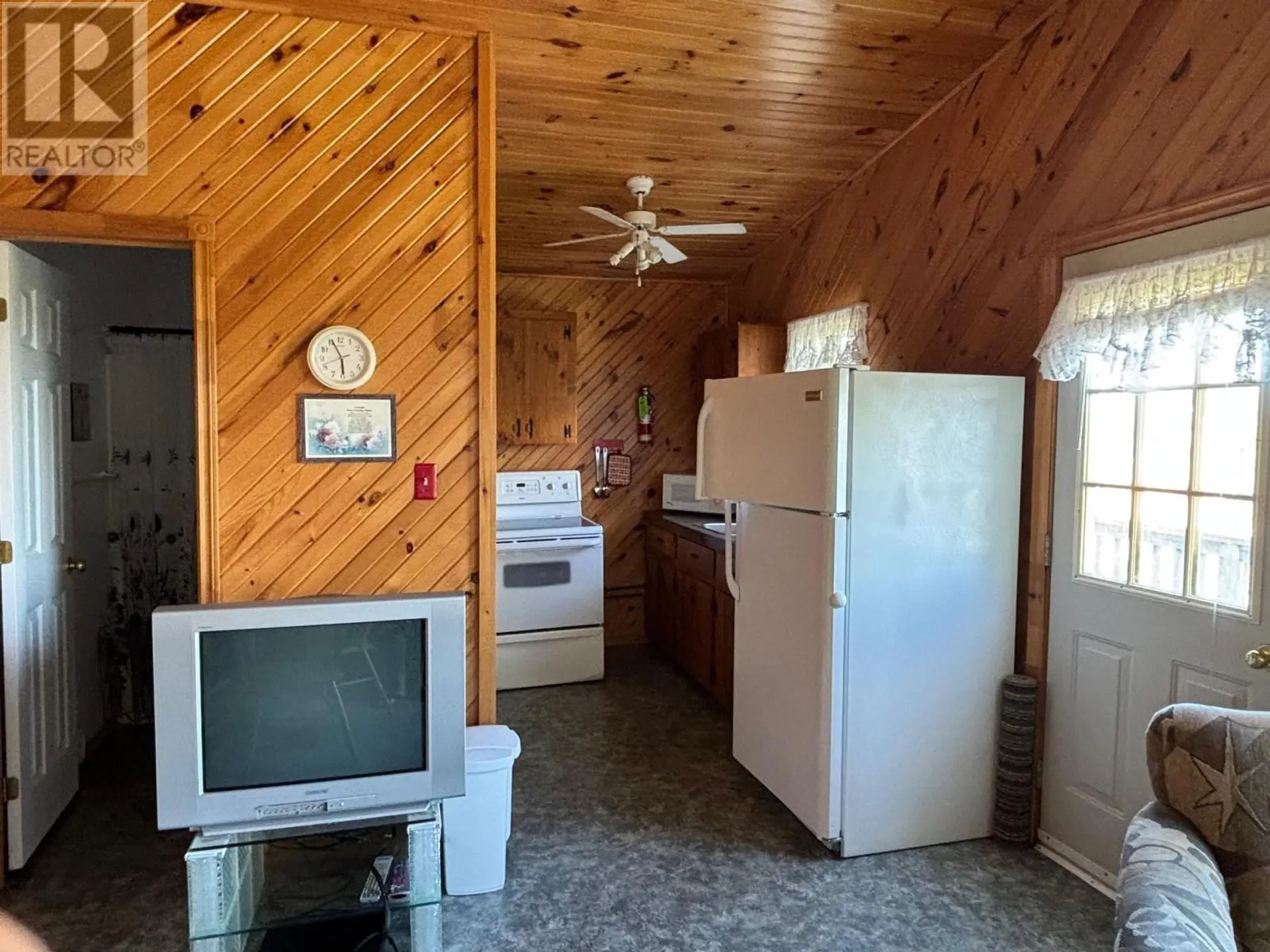 Cottage No.1 Route 13 - To Be Moved - Image 12