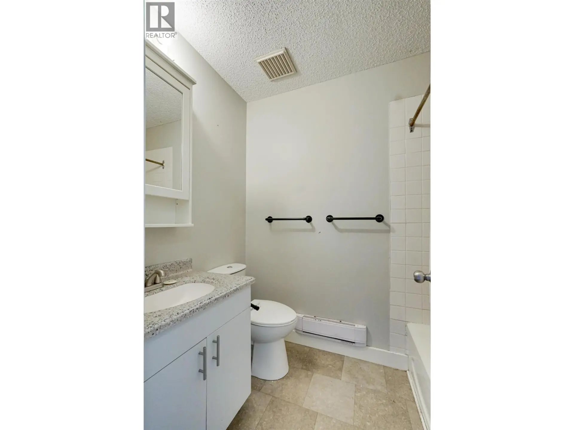 #35 185 KONIGUS STREET - Image 11
