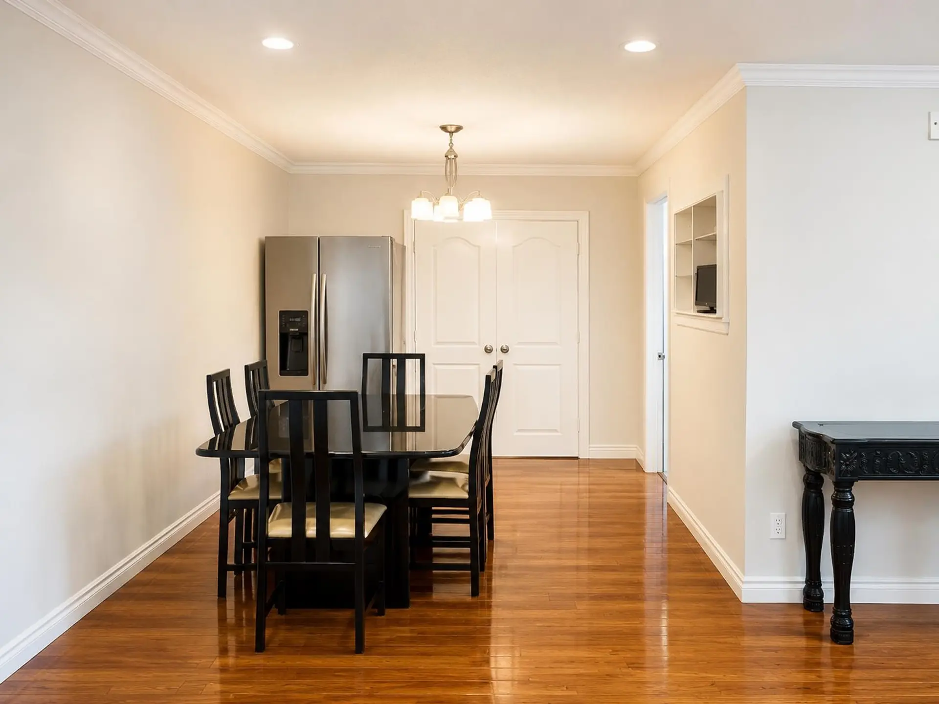 14188 77 Avenue - Image 4