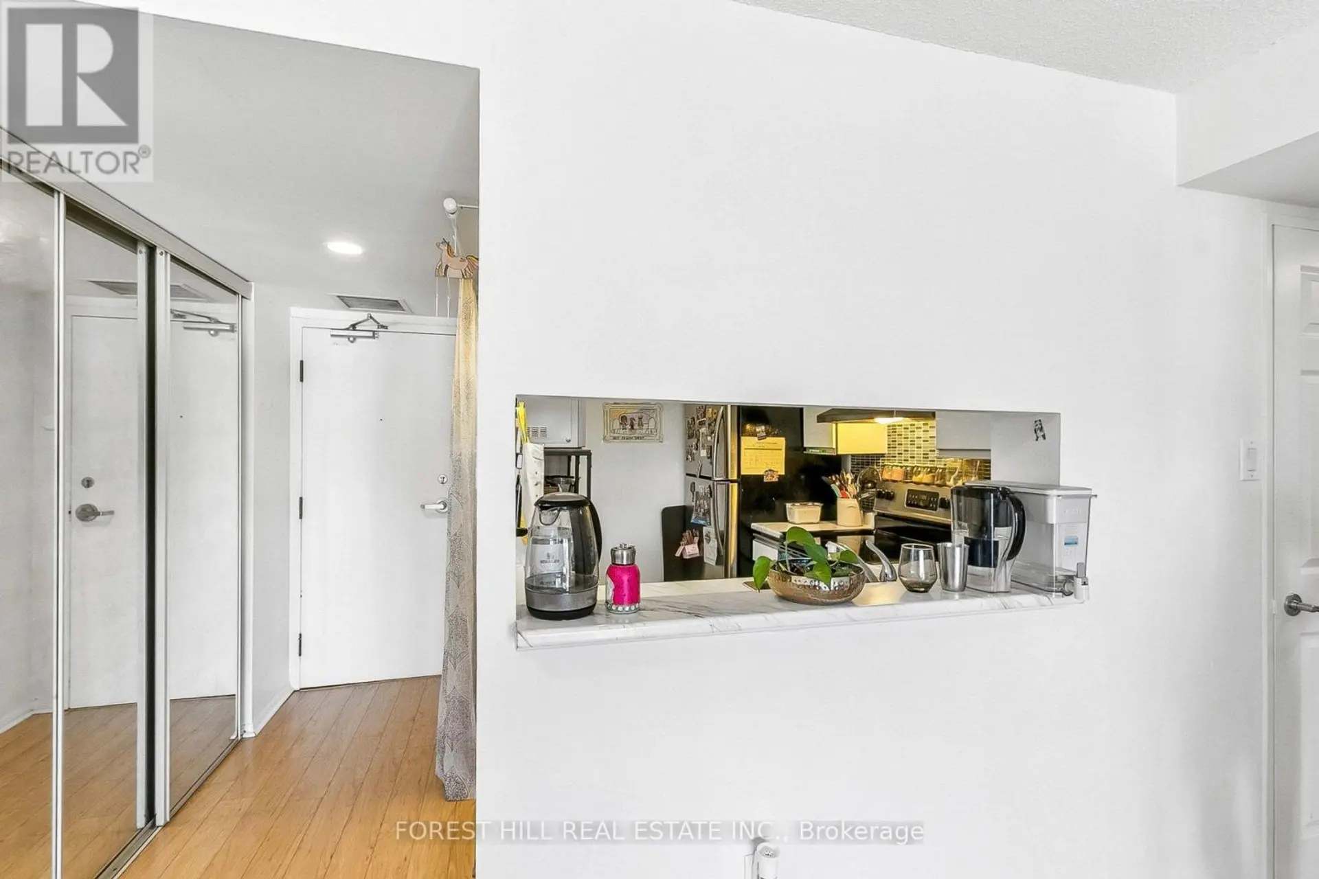 #1203 705 KING STREET W - Image 8