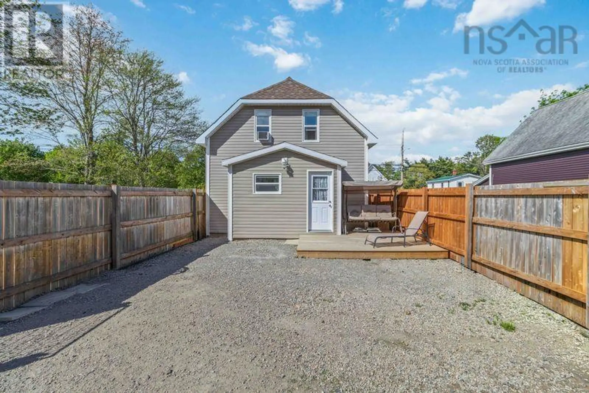 57 St Phillips Street - Image 13