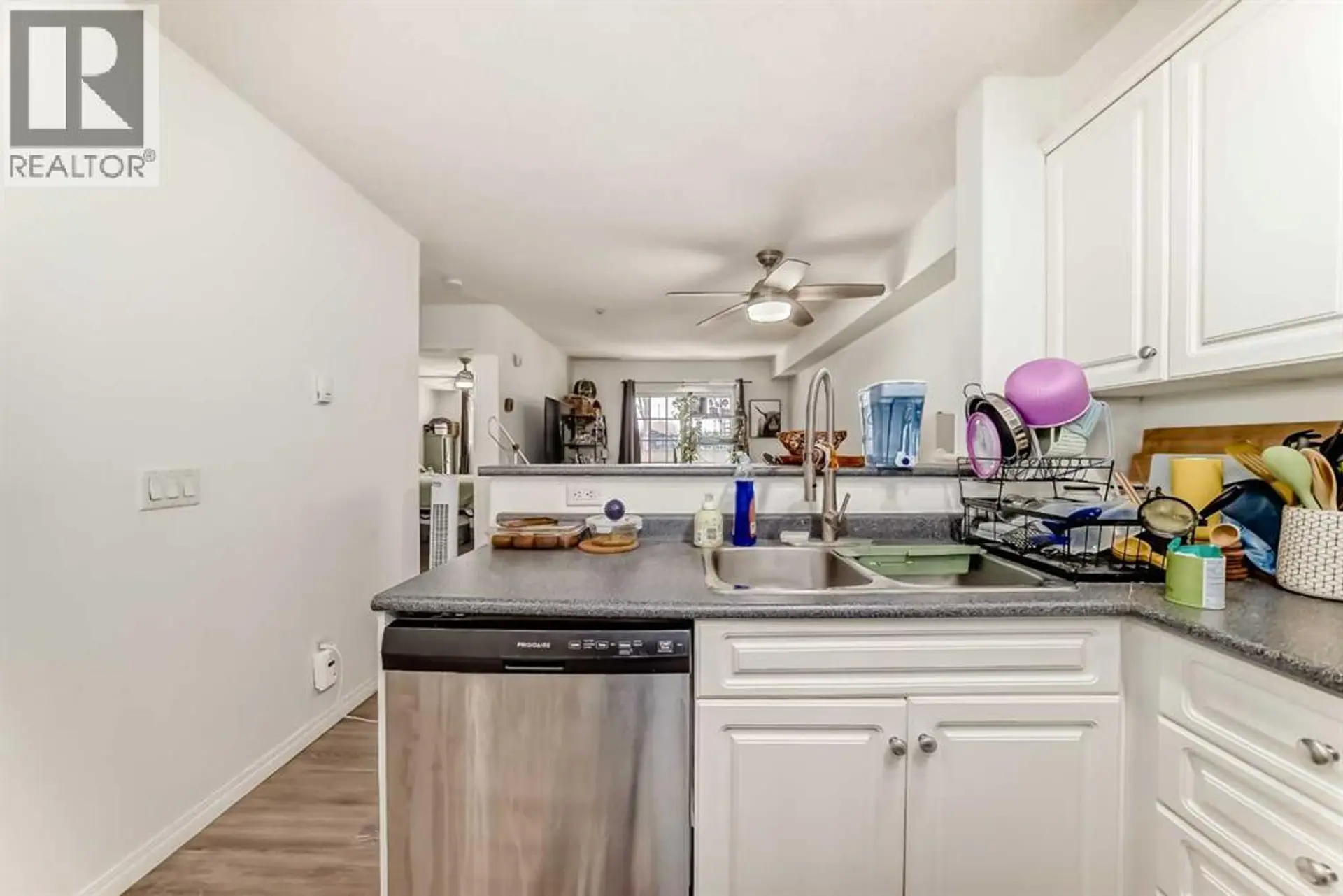 #114 630 8 Avenue SE - Image 8