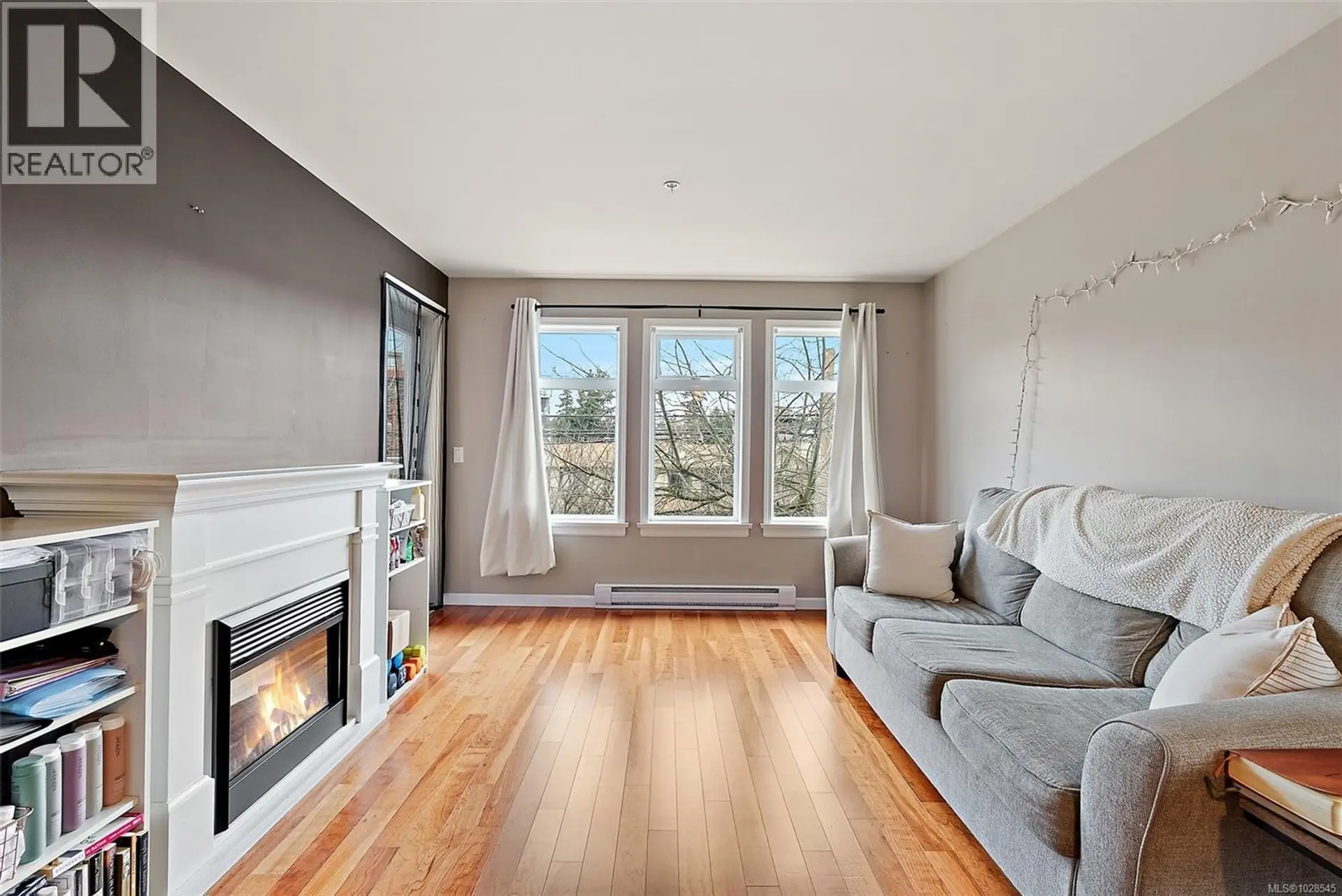 #306 655 Goldstream Ave - Image 4