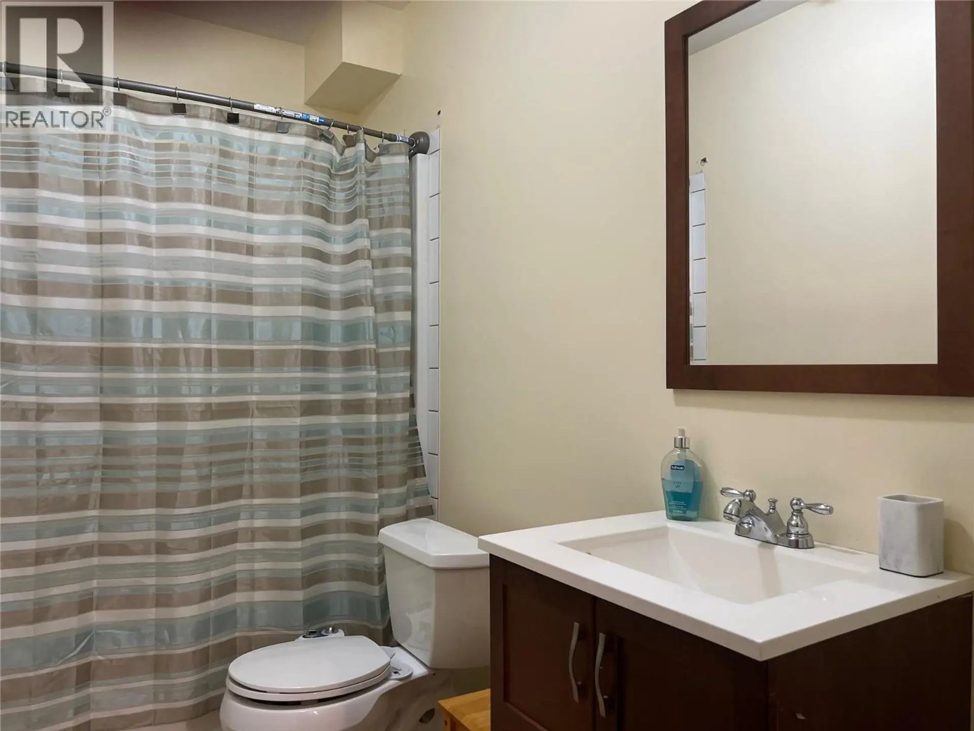 #3 809 96 Avenue - Image 10