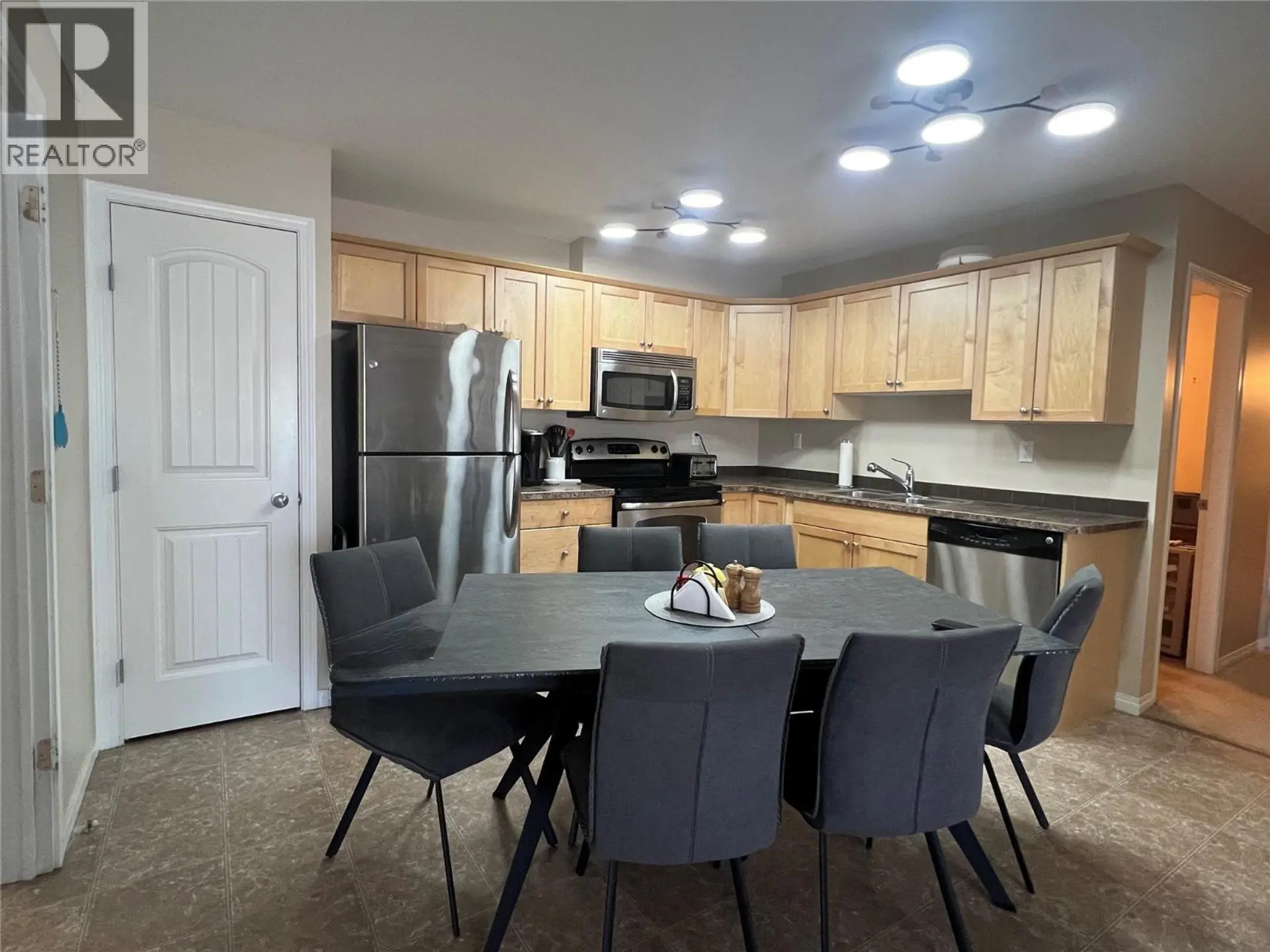 #3 809 96 Avenue - Image 4