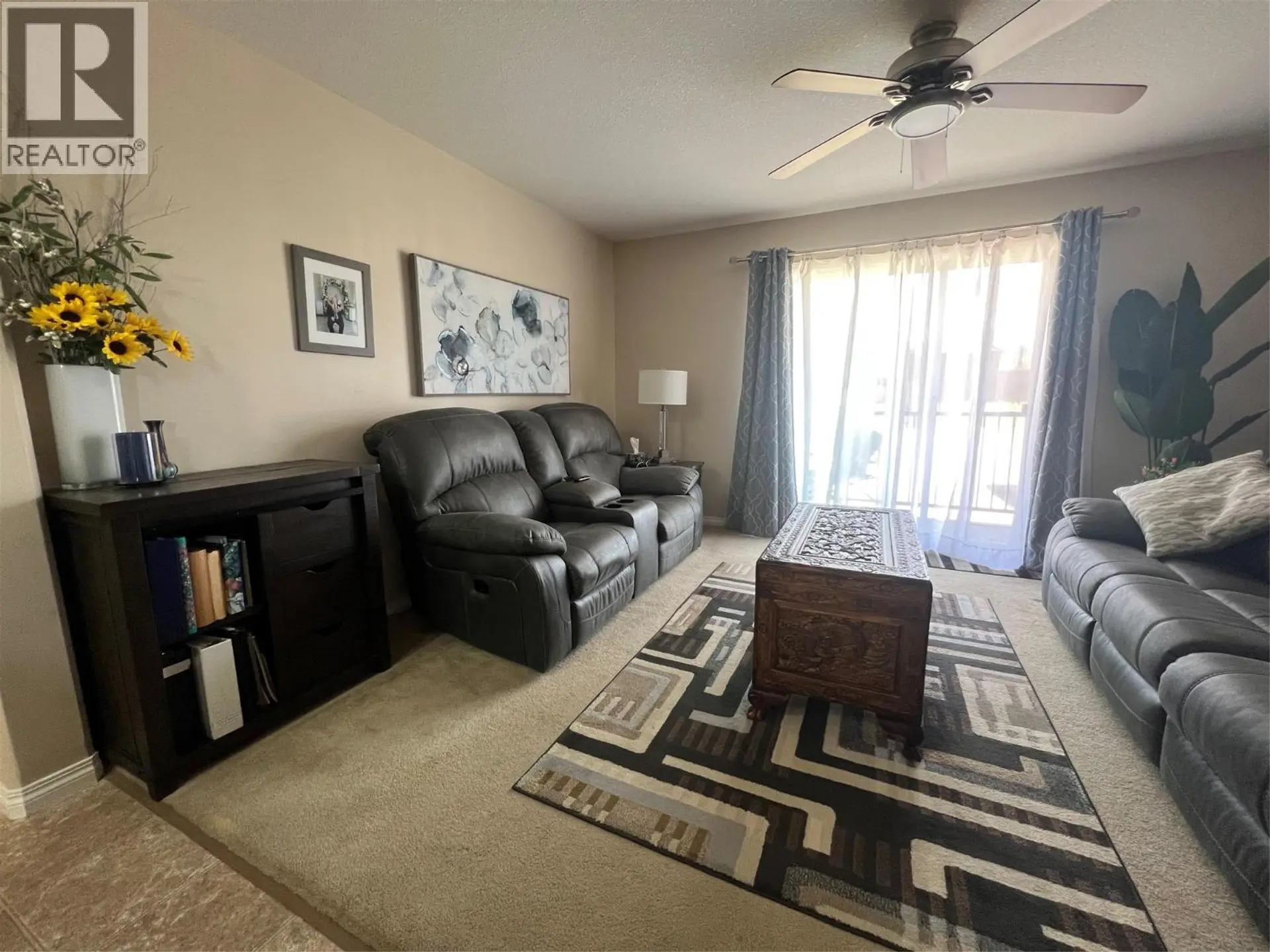#3 809 96 Avenue - Image 2