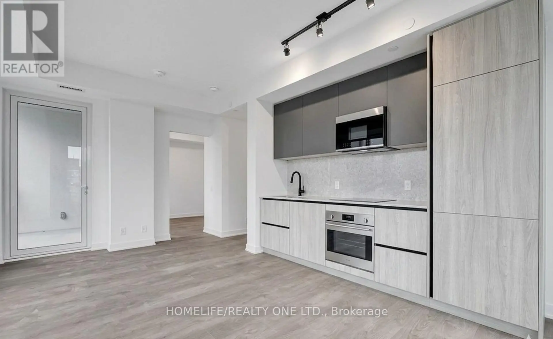 #4106 108 PETER STREET - Image 4