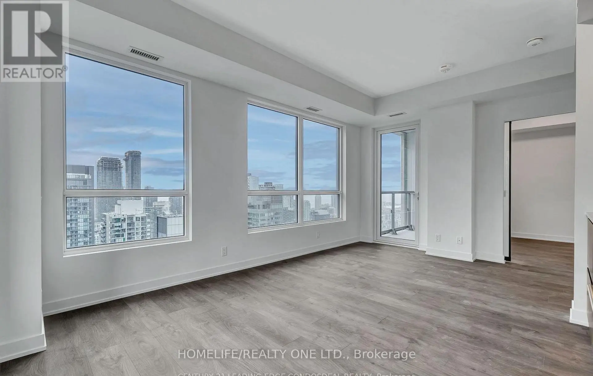 #4106 108 PETER STREET - Image 5