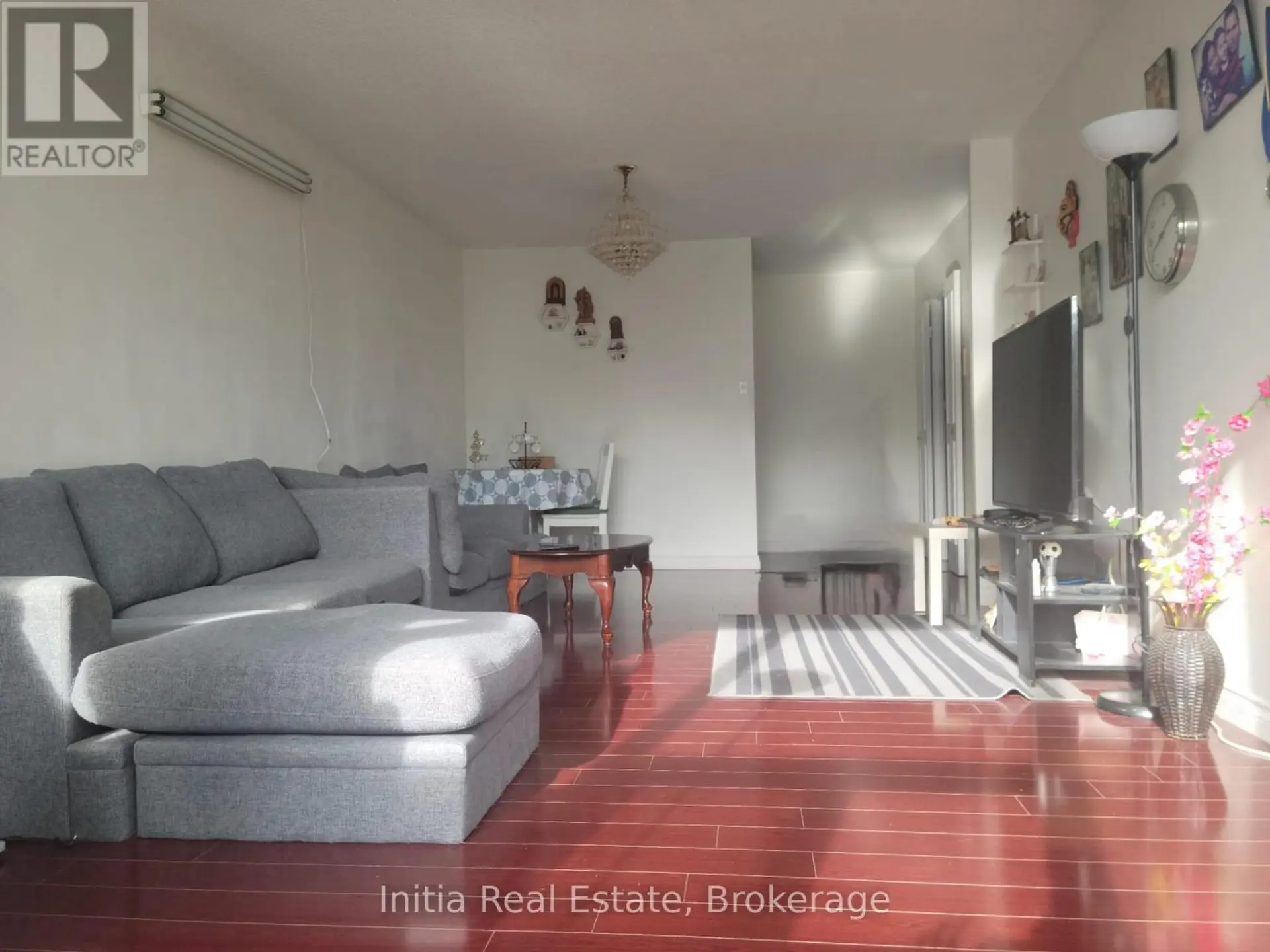 #406 25 SILVER SPRINGS BOULEVARD - Image 7