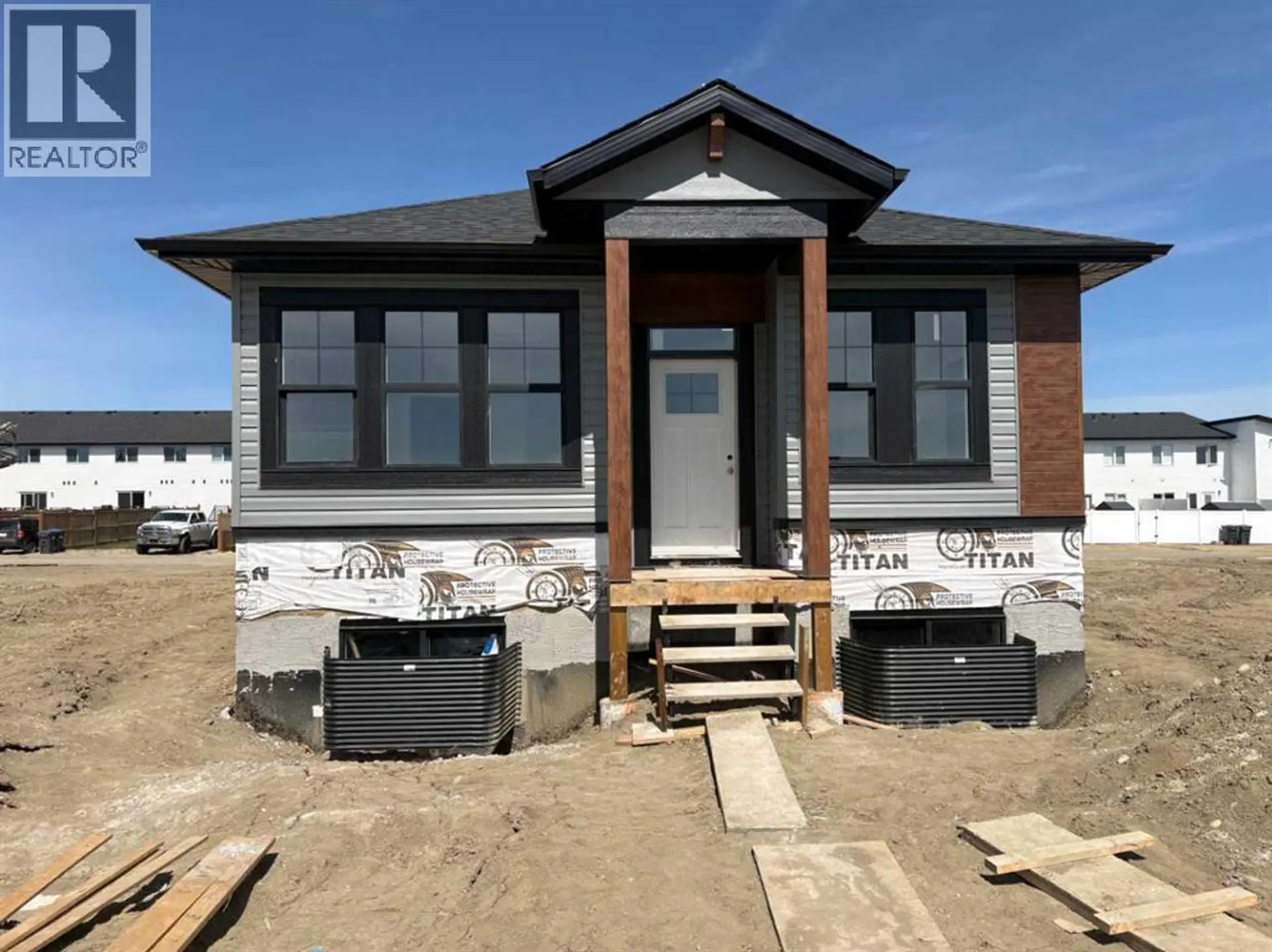 25 Ian Way - Image 1