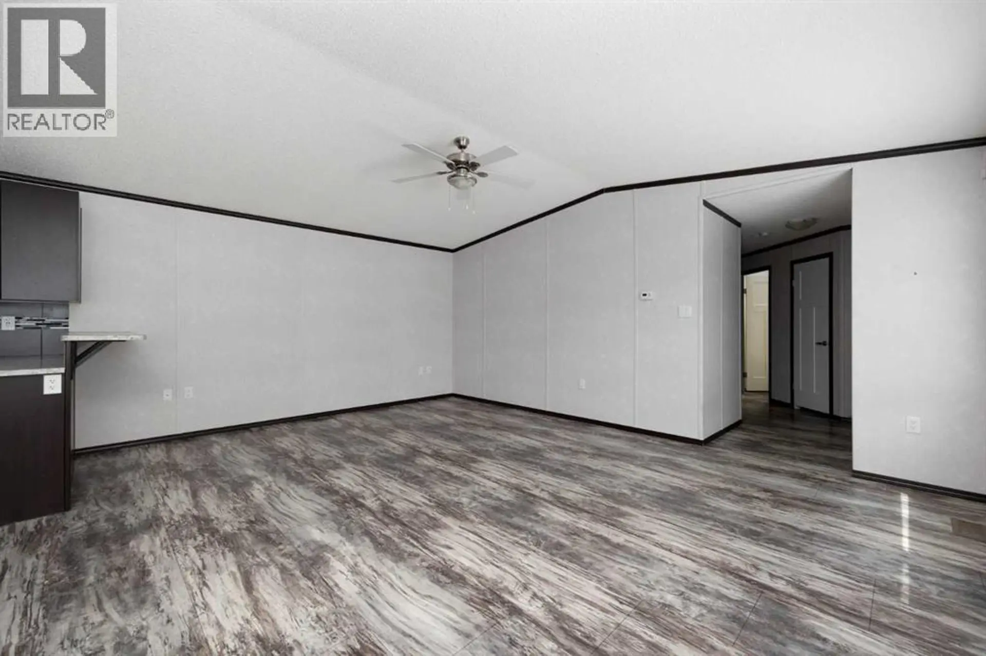 725 Beacon Hill Drive - Image 5