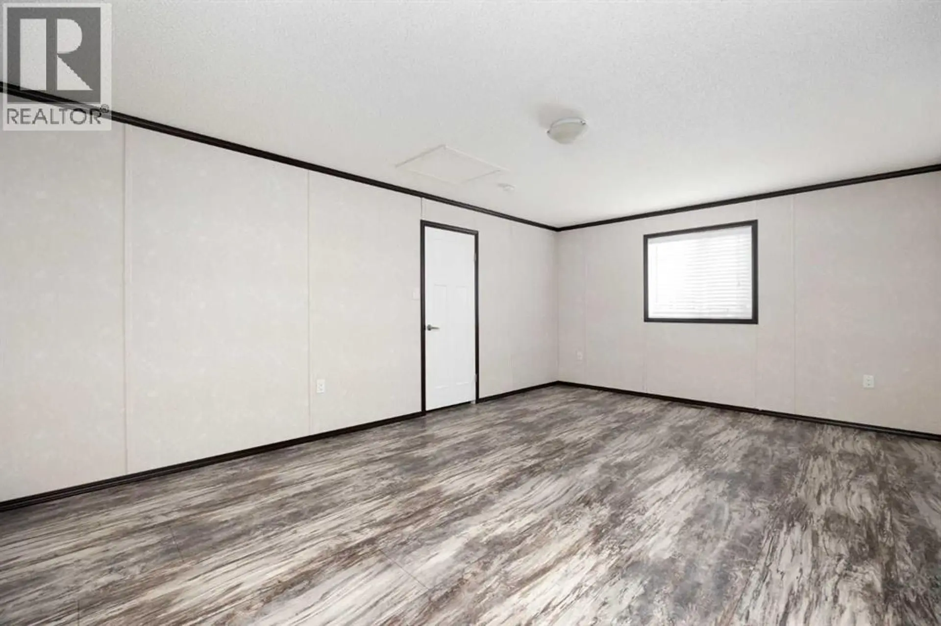 725 Beacon Hill Drive - Image 7