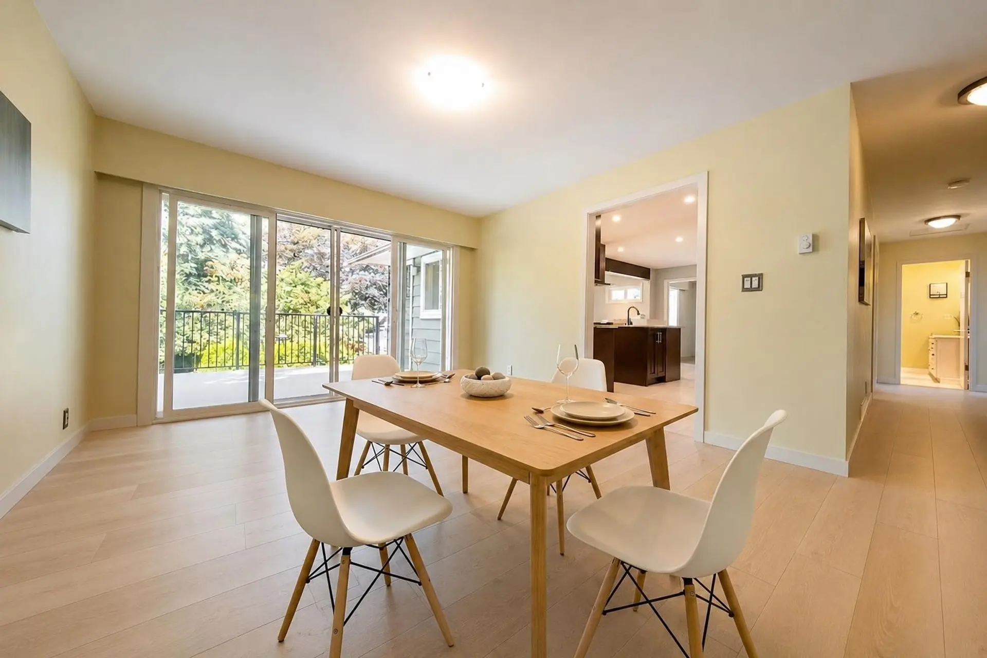 3691 Bargen Drive - Image 4