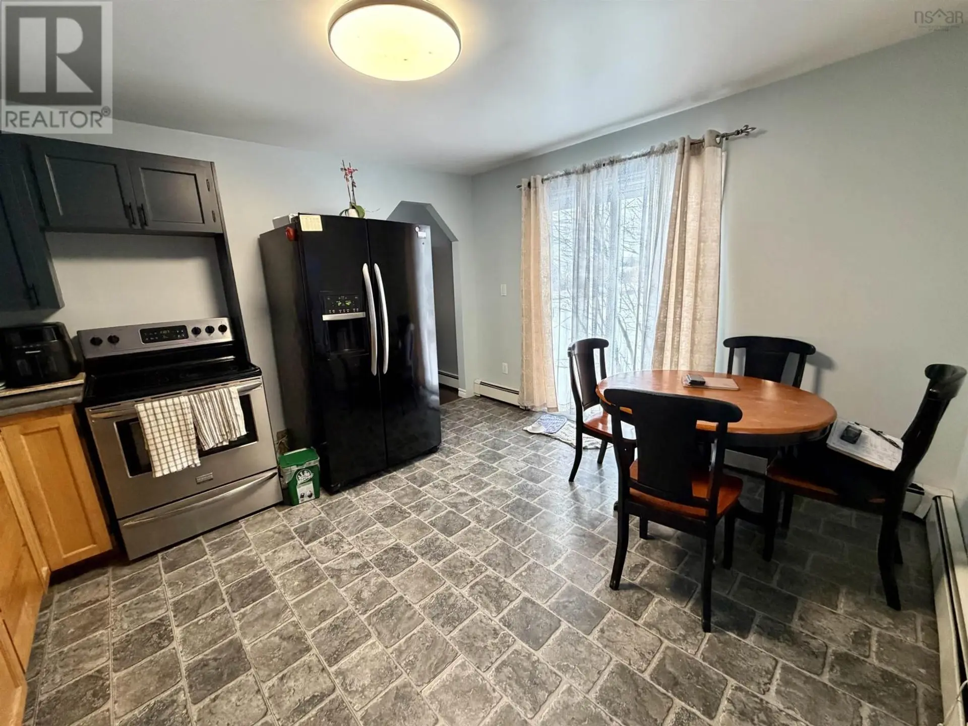 78 Highland Street - Image 3