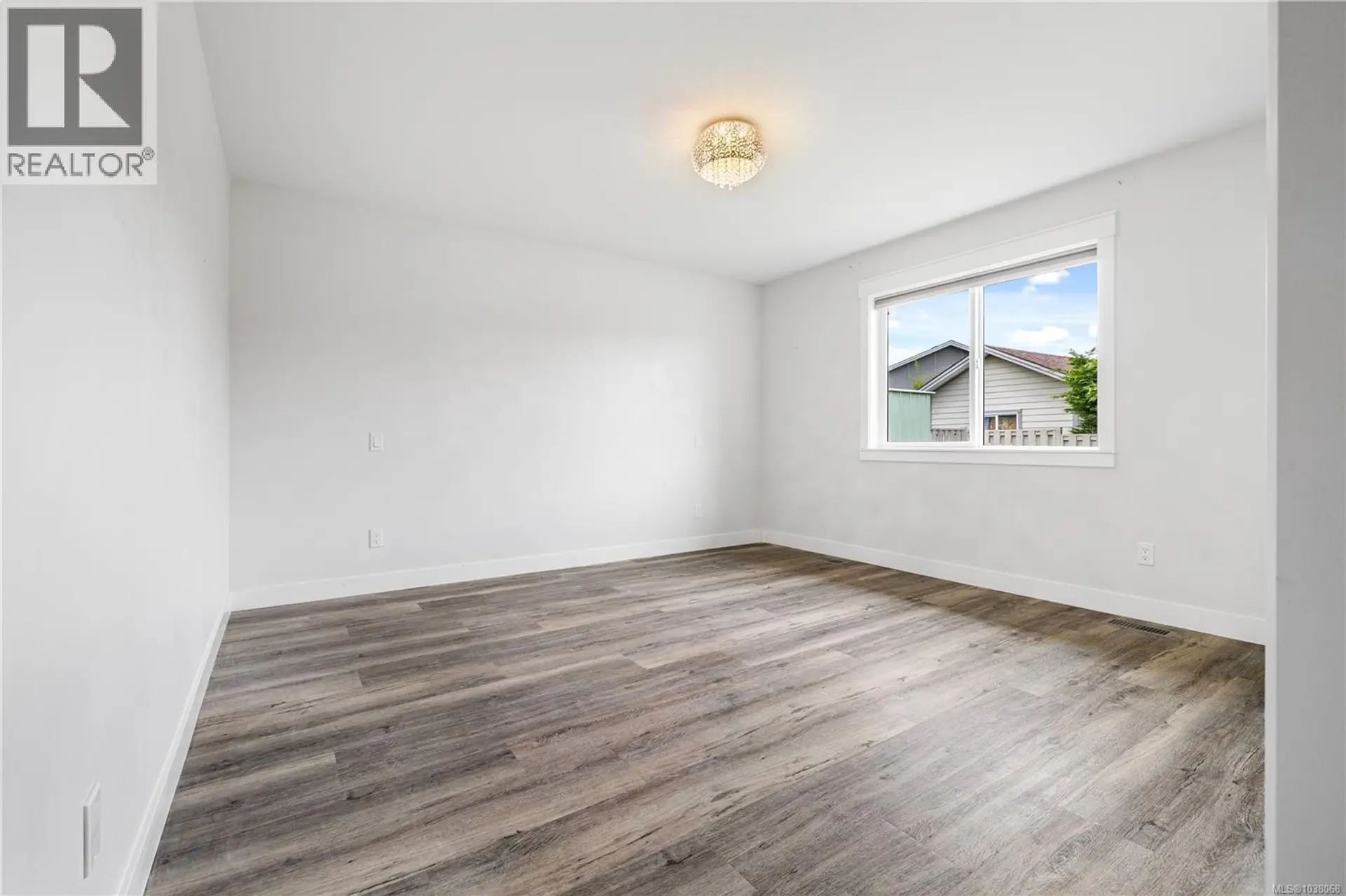 1535 Prentice Rd - Image 14
