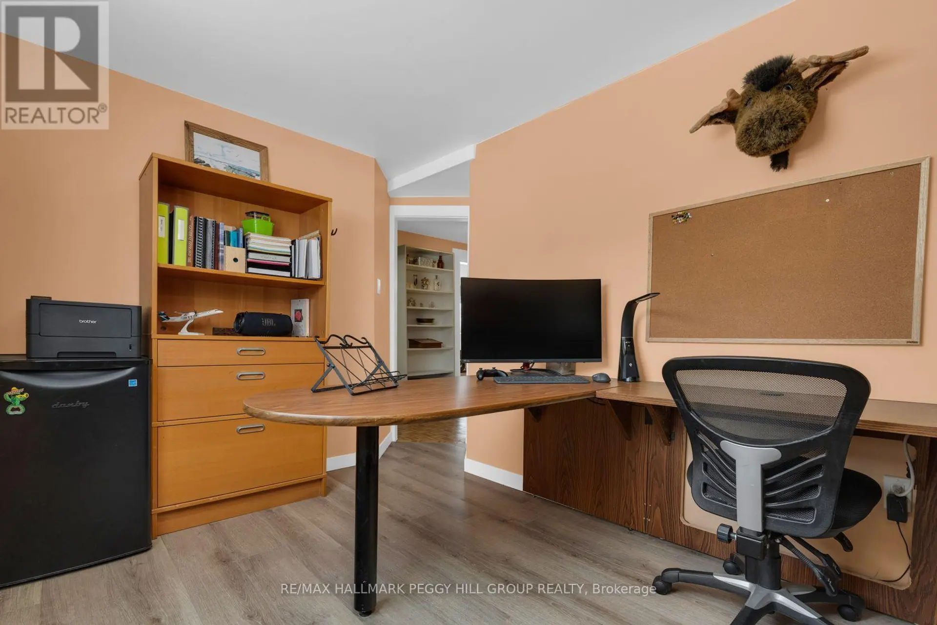 5724 PENETANGUISHENE ROAD - Image 11