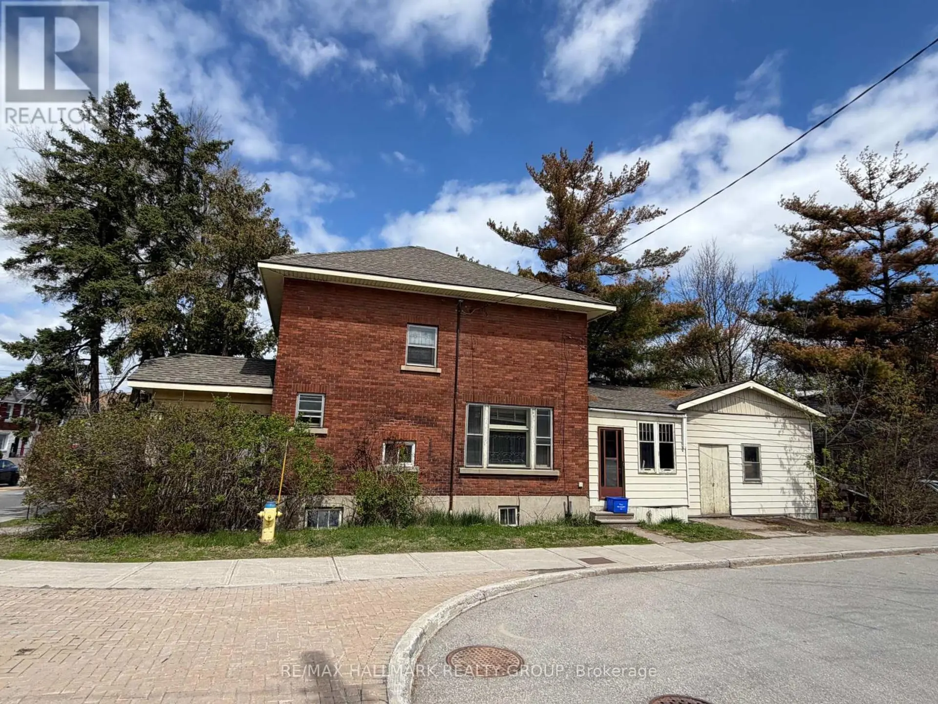 491 PARKDALE AVENUE - Image 4