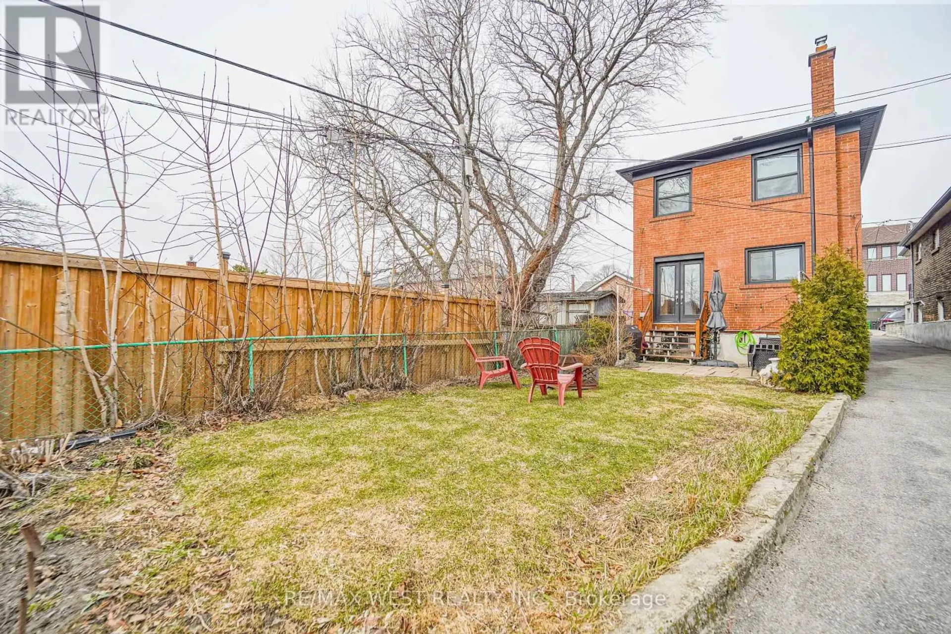 11 HELEN AVENUE - Image 9