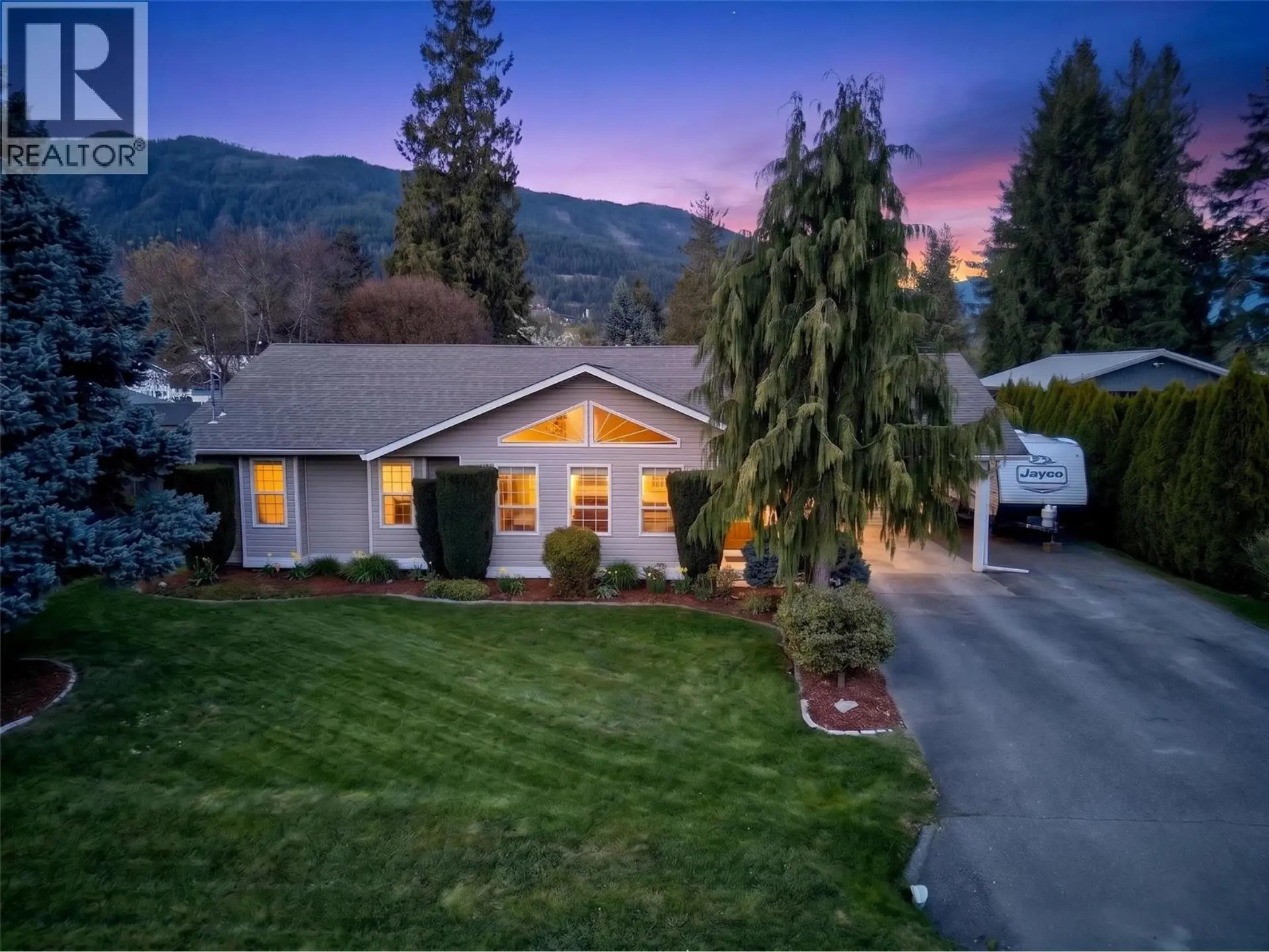 Property at 730 Parksville Street, Sicamous, BC