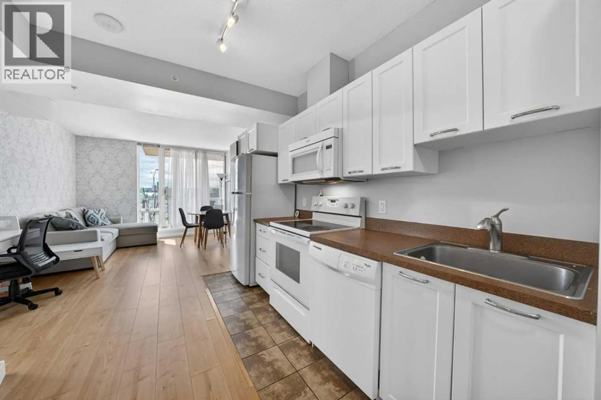 #306 3830 Brentwood Road NW - Image 5