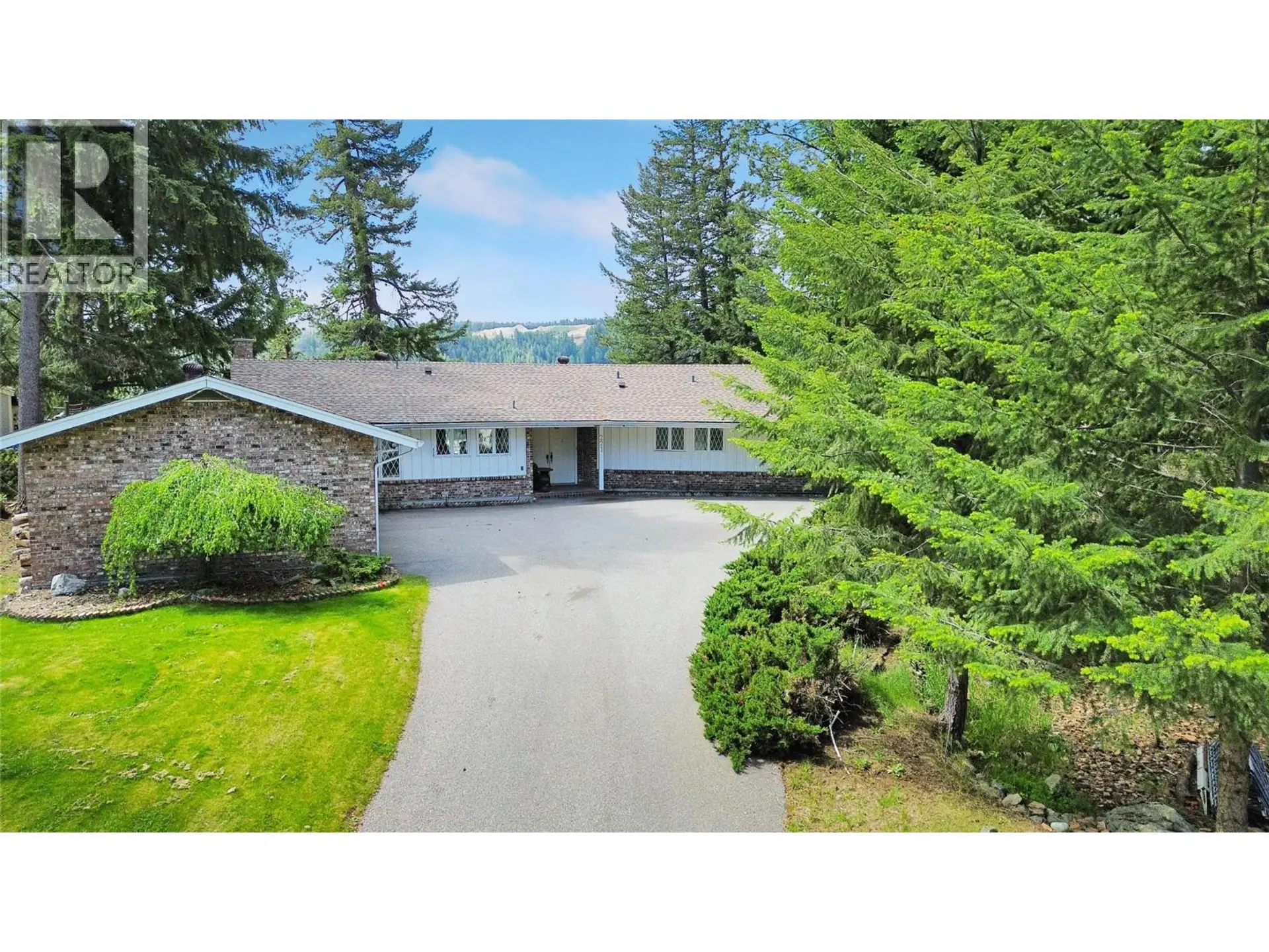 Property at 221 West Place, Princeton, BC