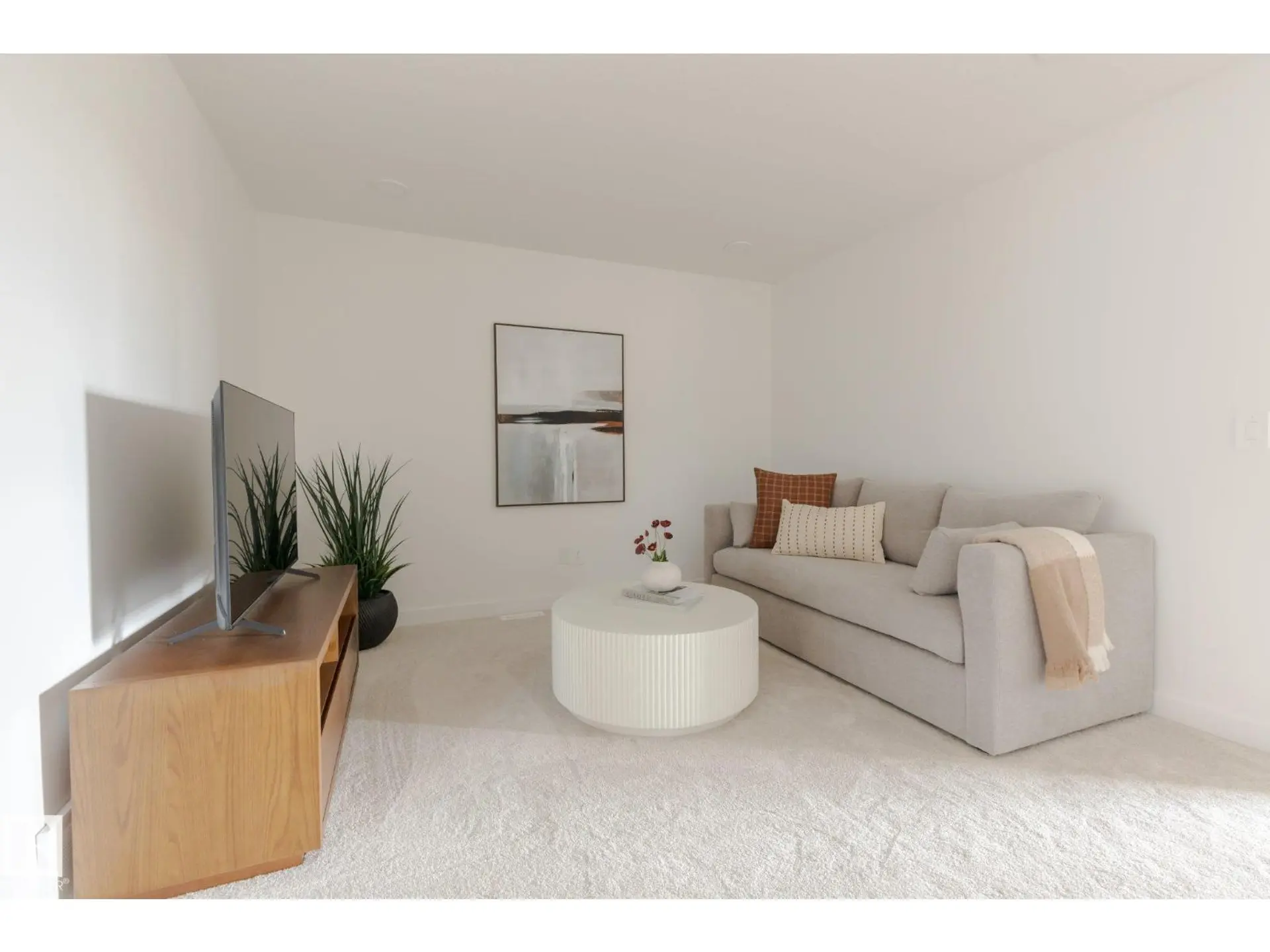 23 Cessy ST - Image 12