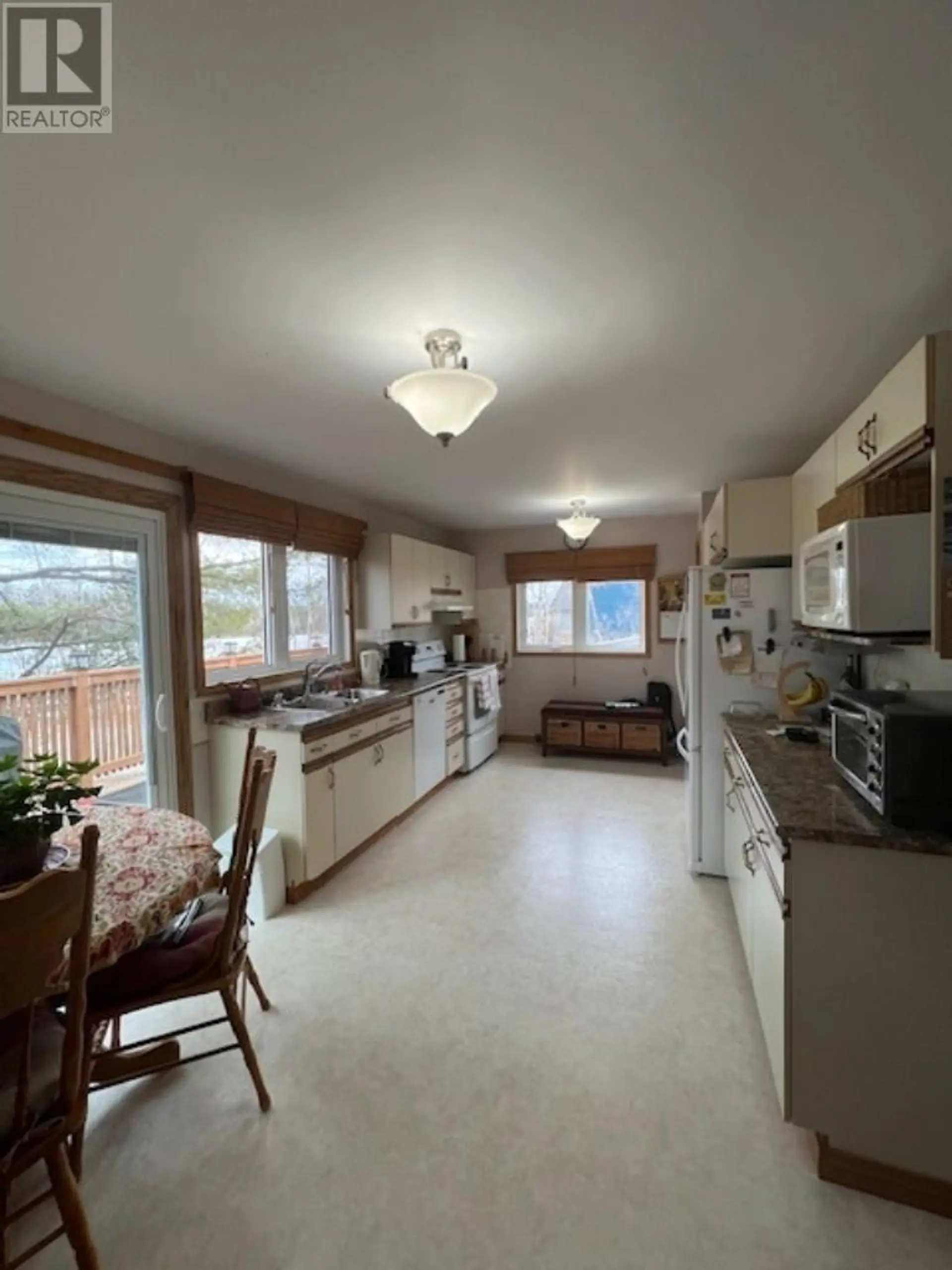 1 Fifth Avenue South - Image 3