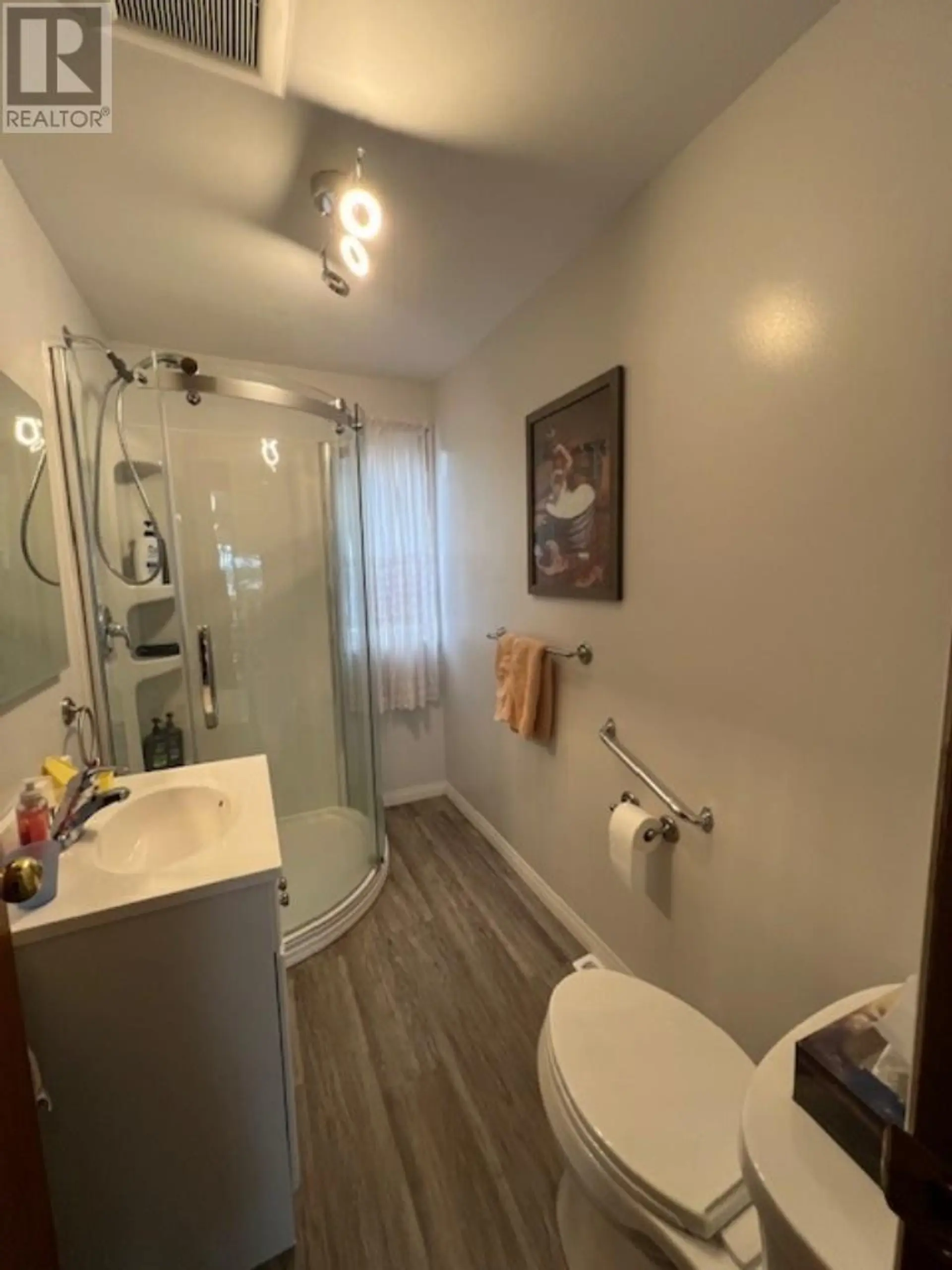 1 Fifth Avenue South - Image 6