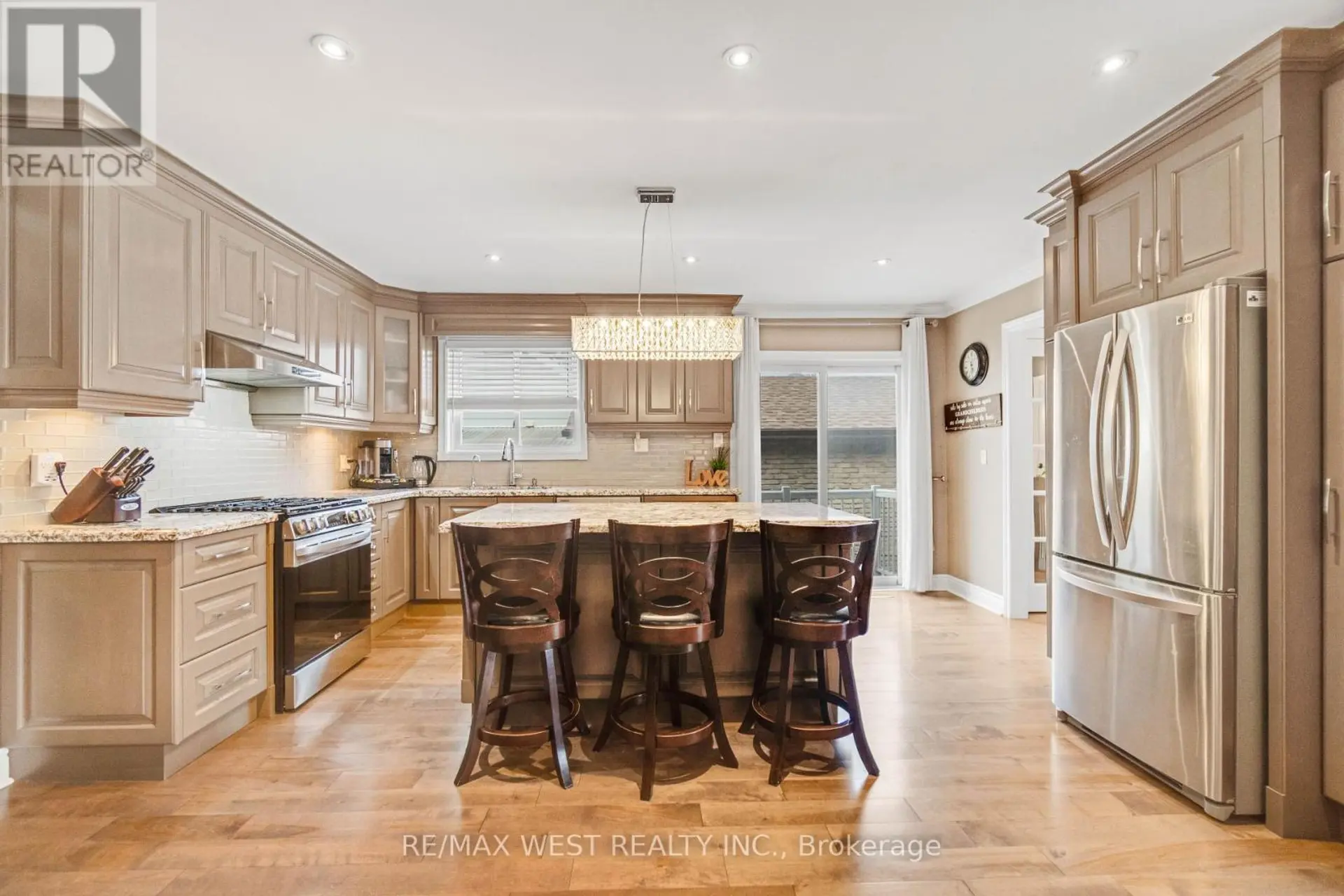 941 STAINTON DRIVE - Image 5
